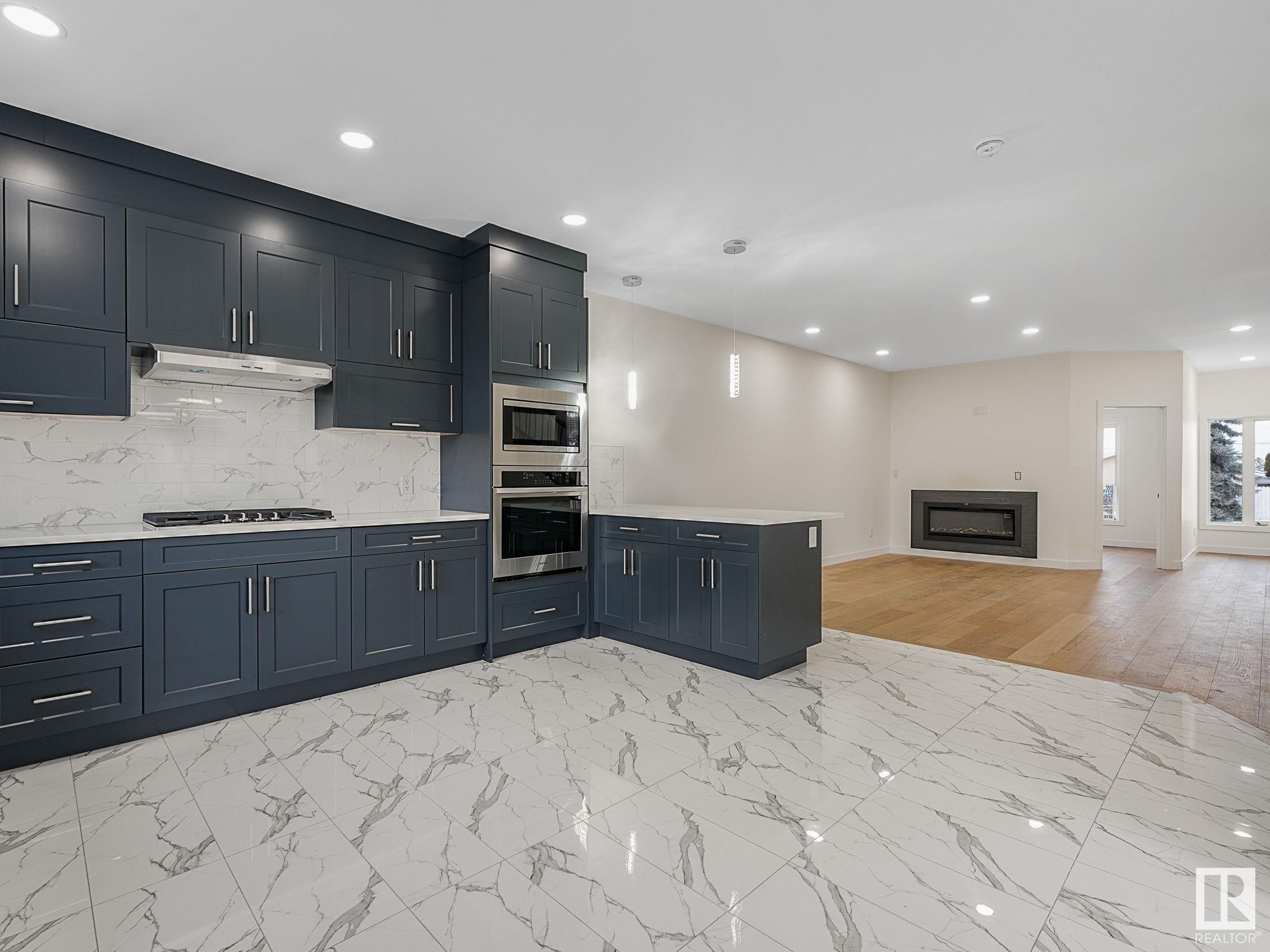      7119 93 AV NW , Edmonton,  ,T6B 0W7 ;  Listing Number: MLS E4418271