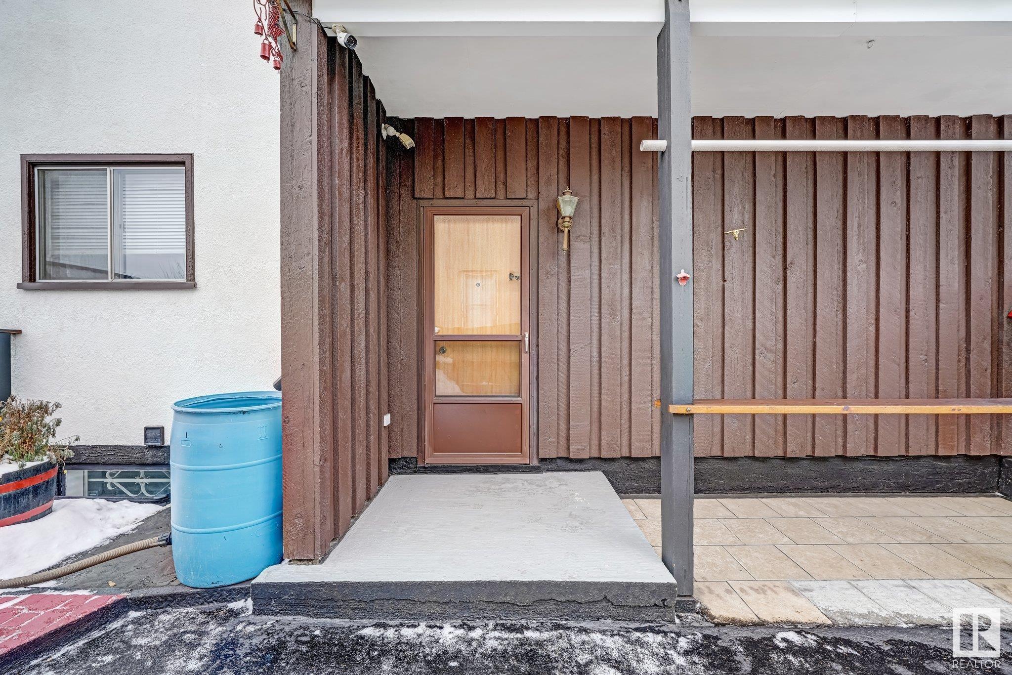      8821 137 AV NW , Edmonton,  ,T5E 1Y3 ;  Listing Number: MLS E4418278