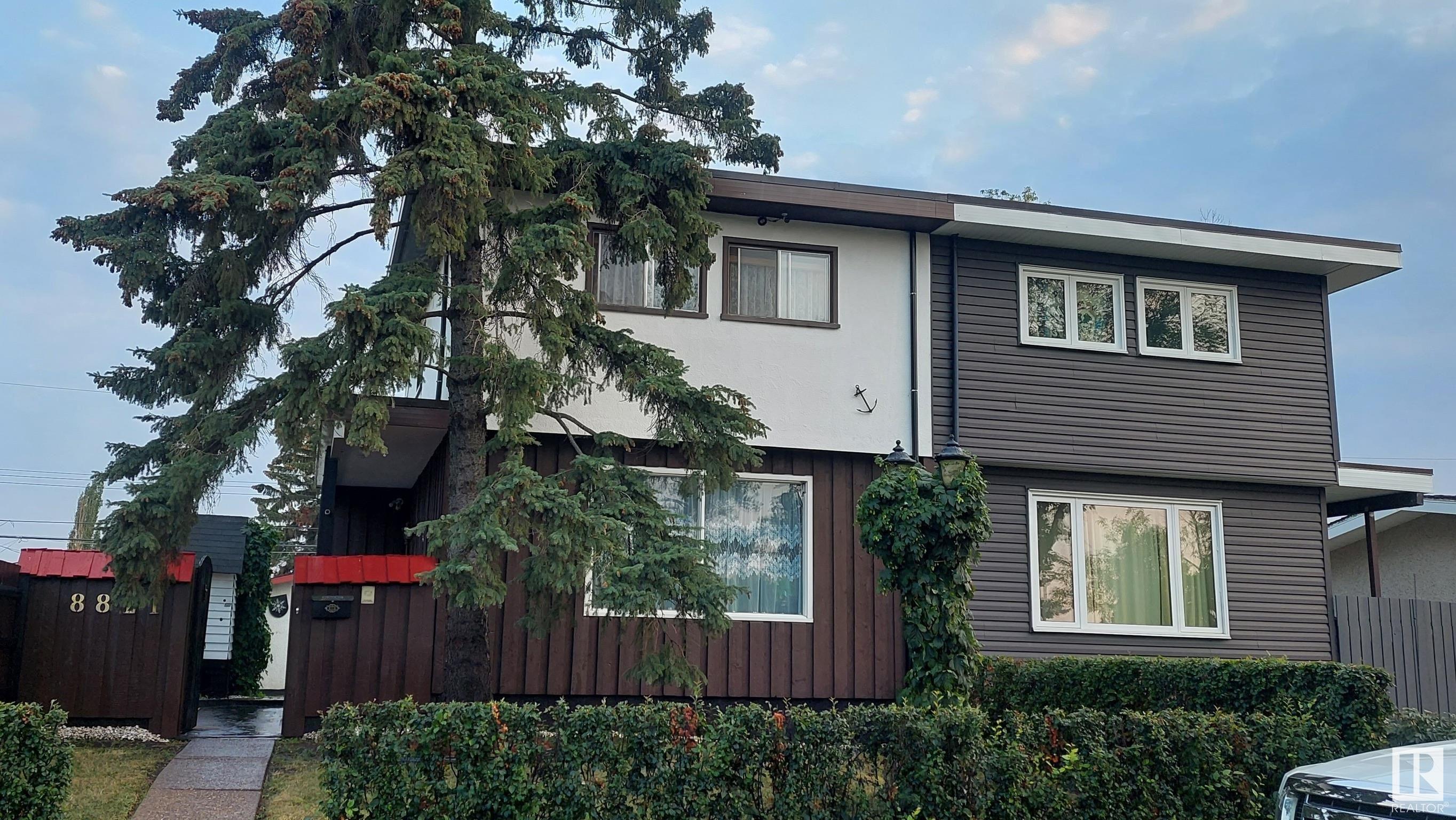      8821 137 AV NW , Edmonton,  ,T5E 1Y3 ;  Listing Number: MLS E4418278
