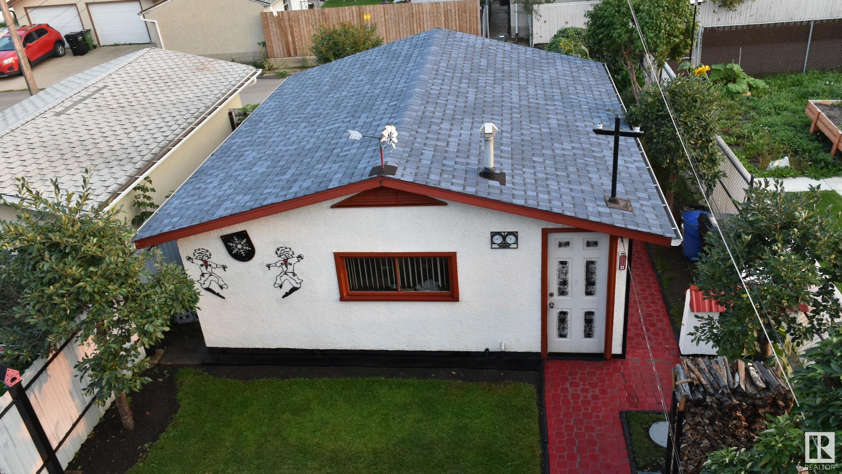      8821 137 AV NW , Edmonton,  ,T5E 1Y3 ;  Listing Number: MLS E4418278