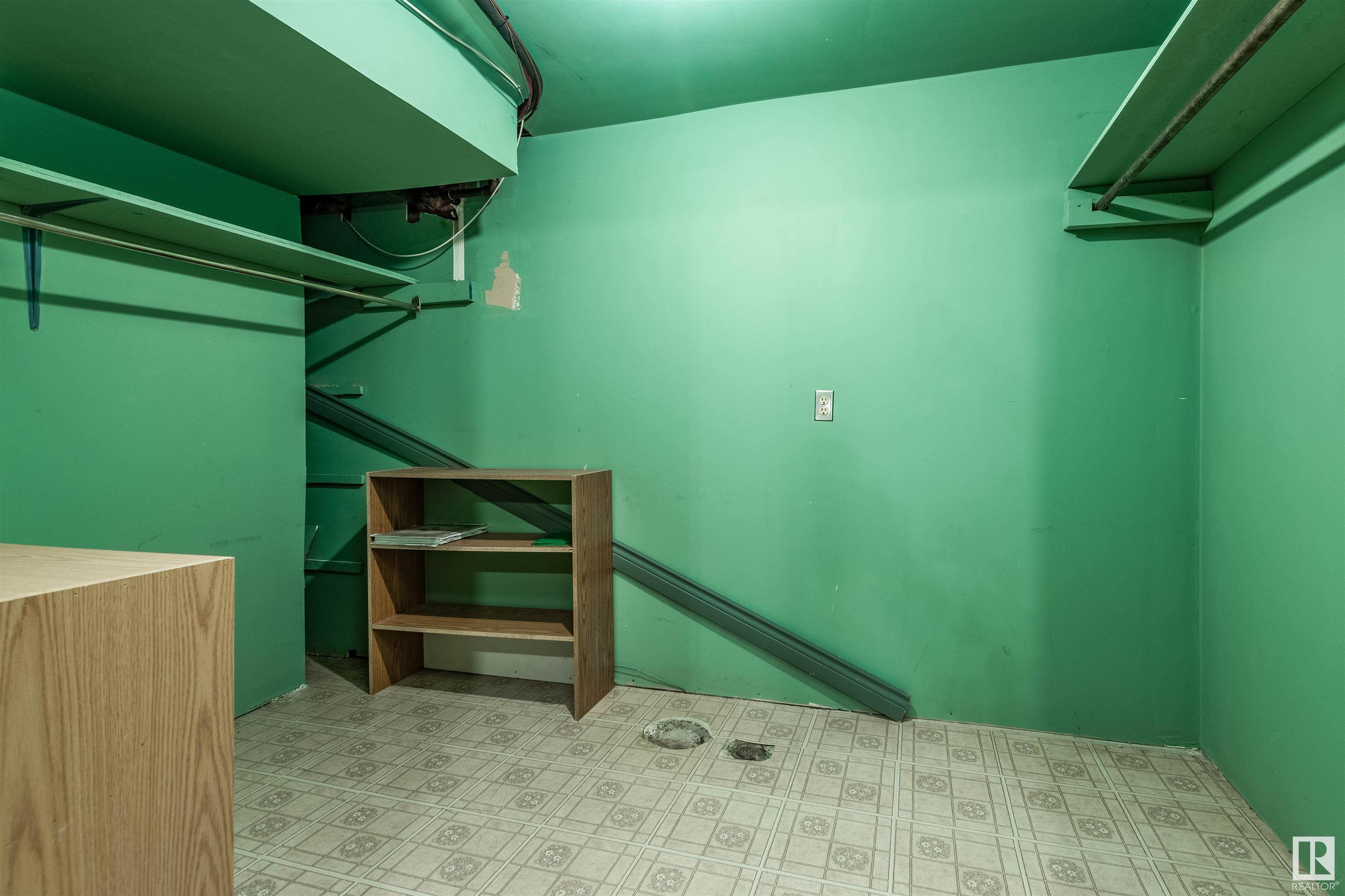      14019 83 ST NW , Edmonton,  ,T5E 2X6 ;  Listing Number: MLS E4418280