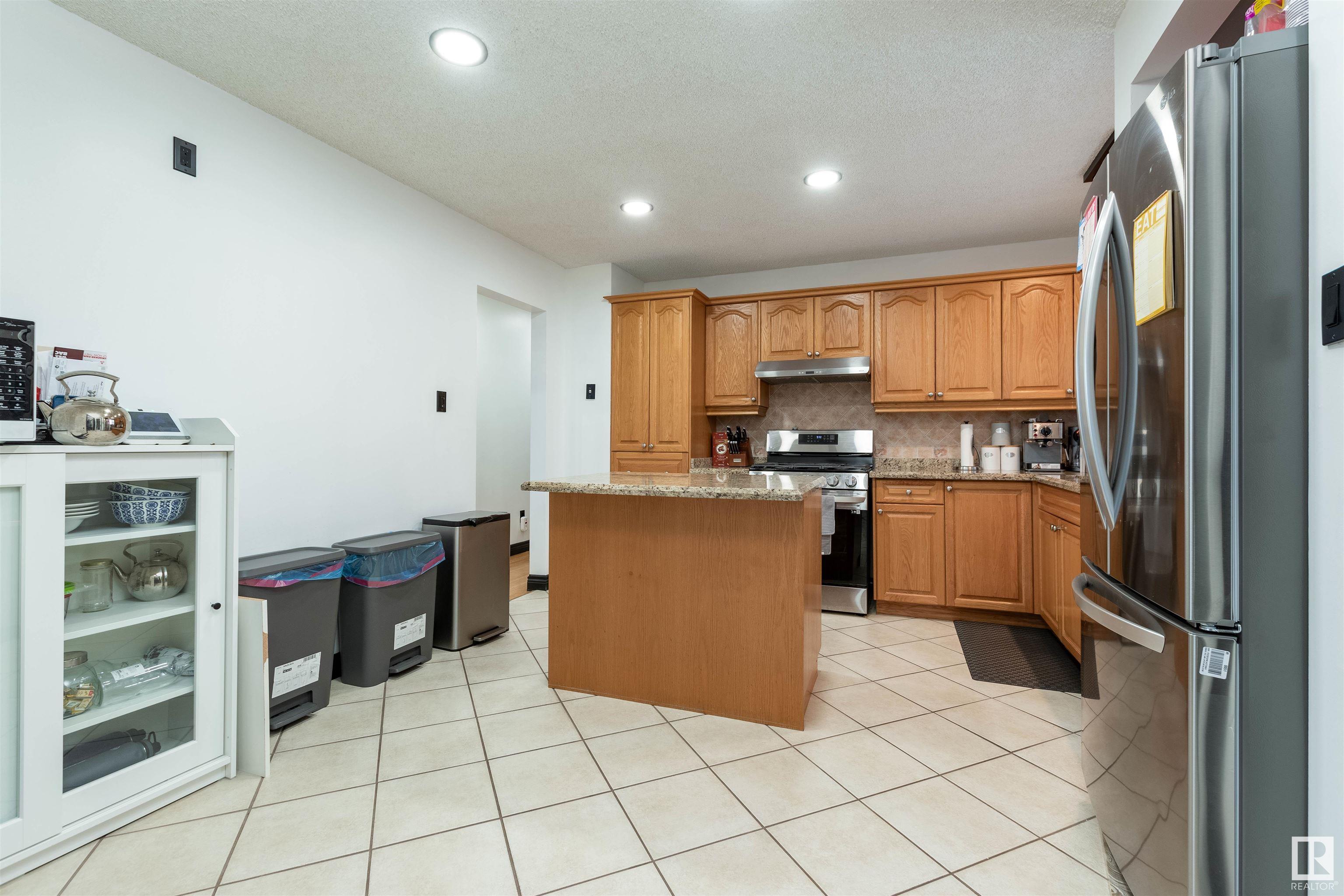      14019 83 ST NW , Edmonton,  ,T5E 2X6 ;  Listing Number: MLS E4418280