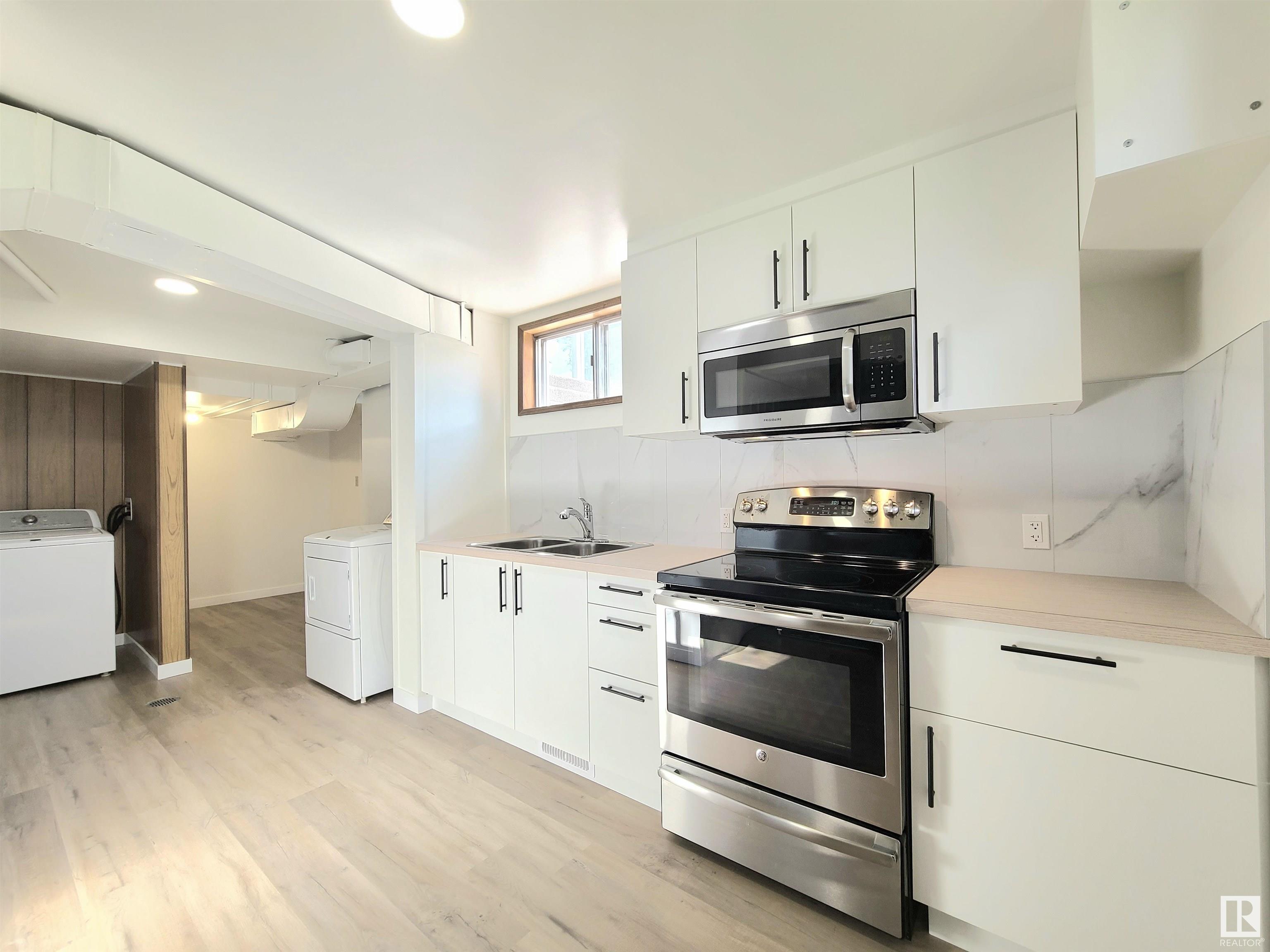      13324 79 ST NW , Edmonton,  ,T5C 1J7 ;  Listing Number: MLS E4418282