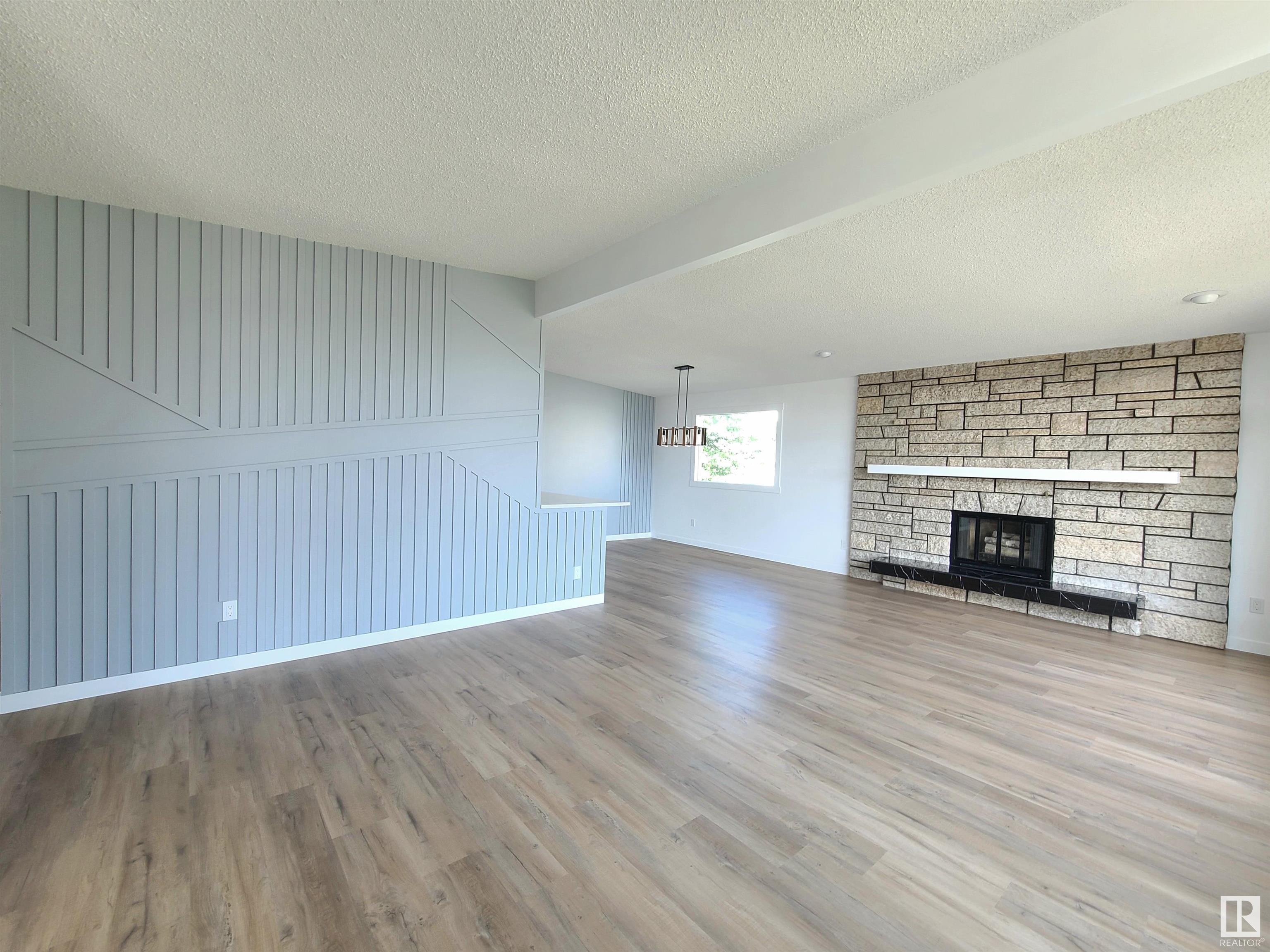      13324 79 ST NW , Edmonton,  ,T5C 1J7 ;  Listing Number: MLS E4418282