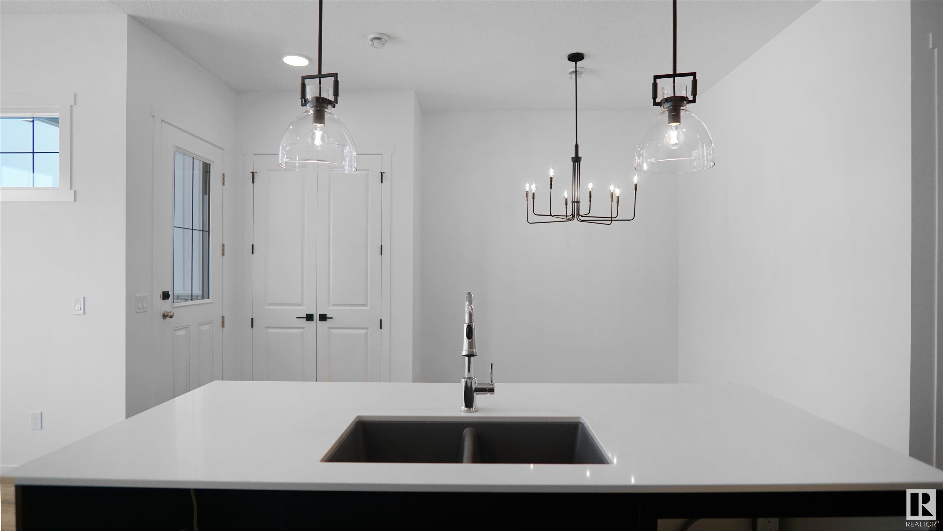      7507 OBSERVER LN NW , Edmonton,  ,T5G 2S5 ;  Listing Number: MLS E4418291