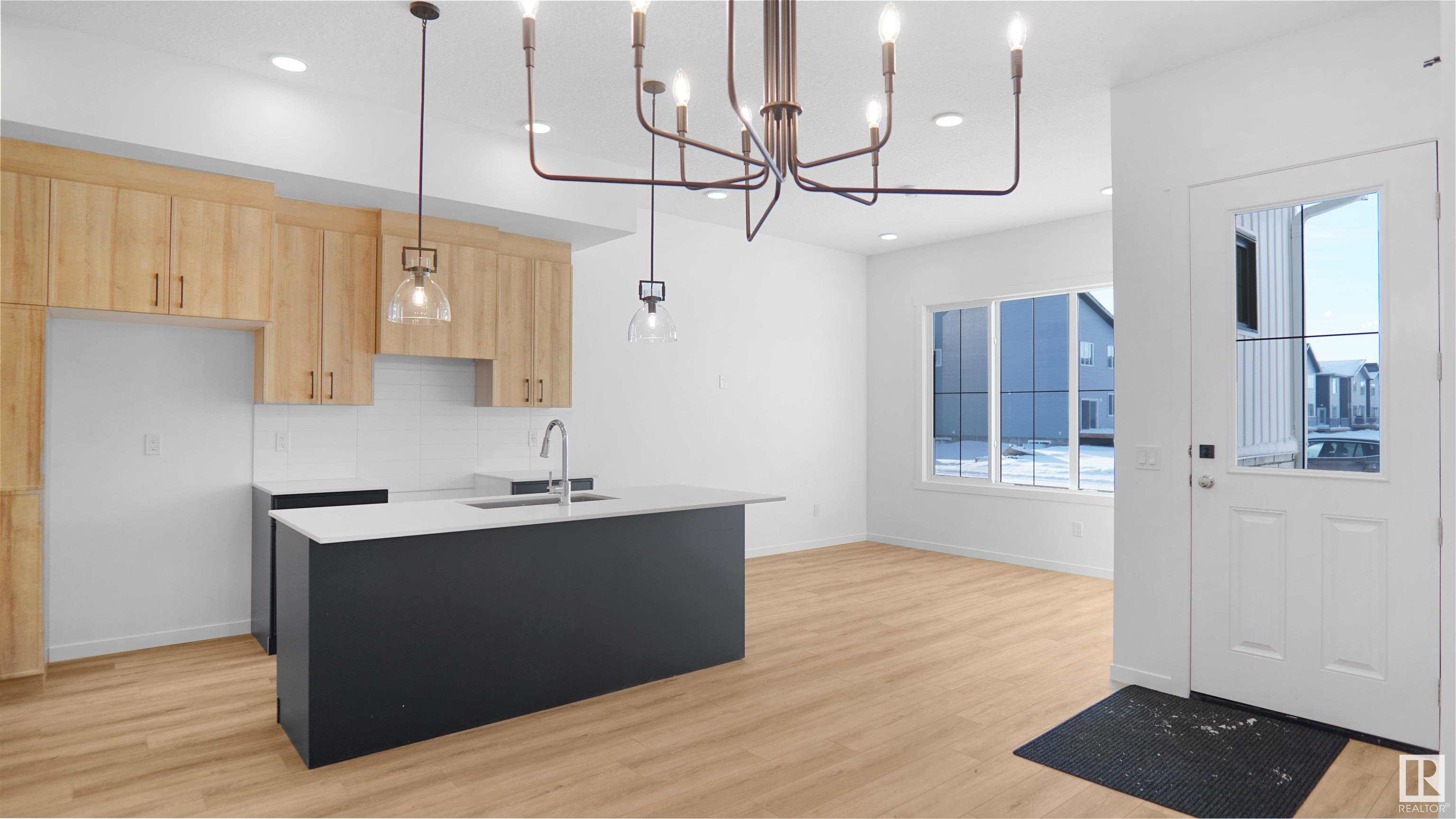      7507 OBSERVER LN NW , Edmonton,  ,T5G 2S5 ;  Listing Number: MLS E4418291