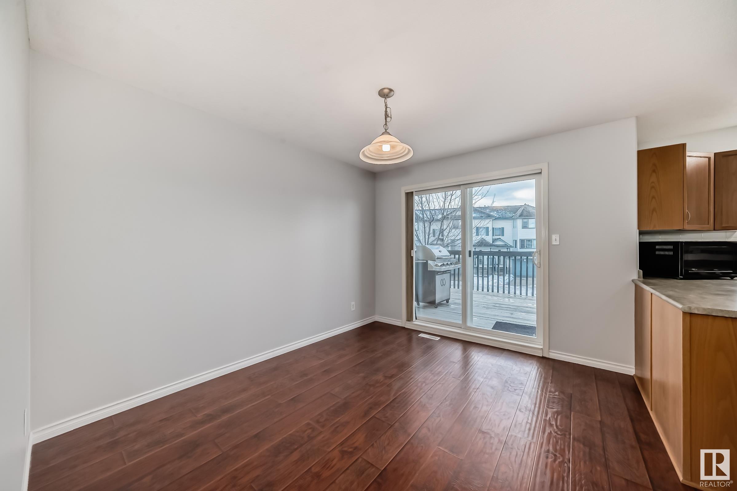      #28 225 BLACKBURN DR E SW , Edmonton,  ,T6W 1H1 ;  Listing Number: MLS E4418295