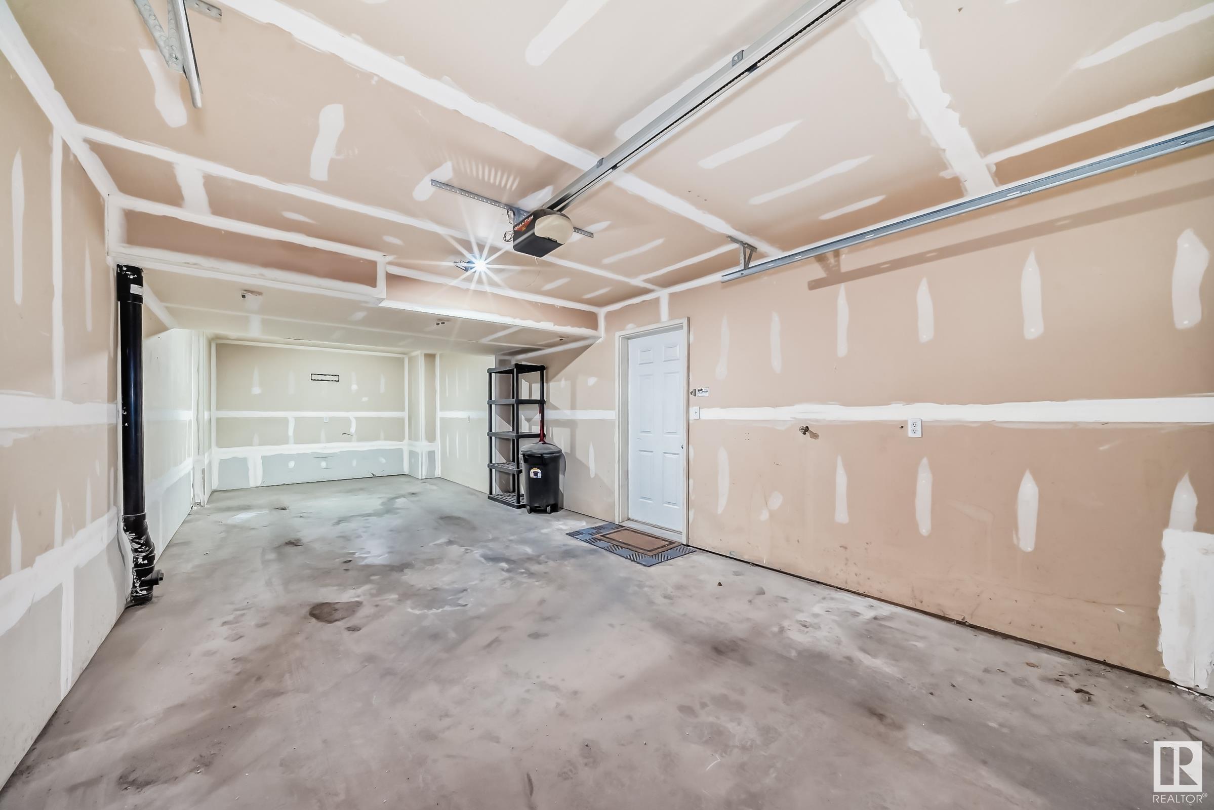      #28 225 BLACKBURN DR E SW , Edmonton,  ,T6W 1H1 ;  Listing Number: MLS E4418295