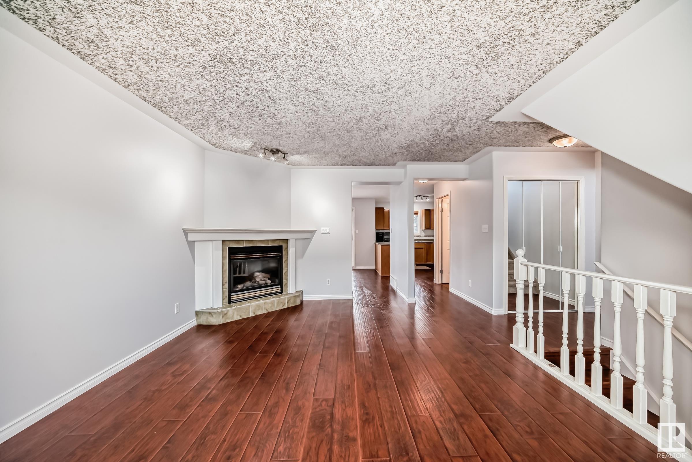      #28 225 BLACKBURN DR E SW , Edmonton,  ,T6W 1H1 ;  Listing Number: MLS E4418295