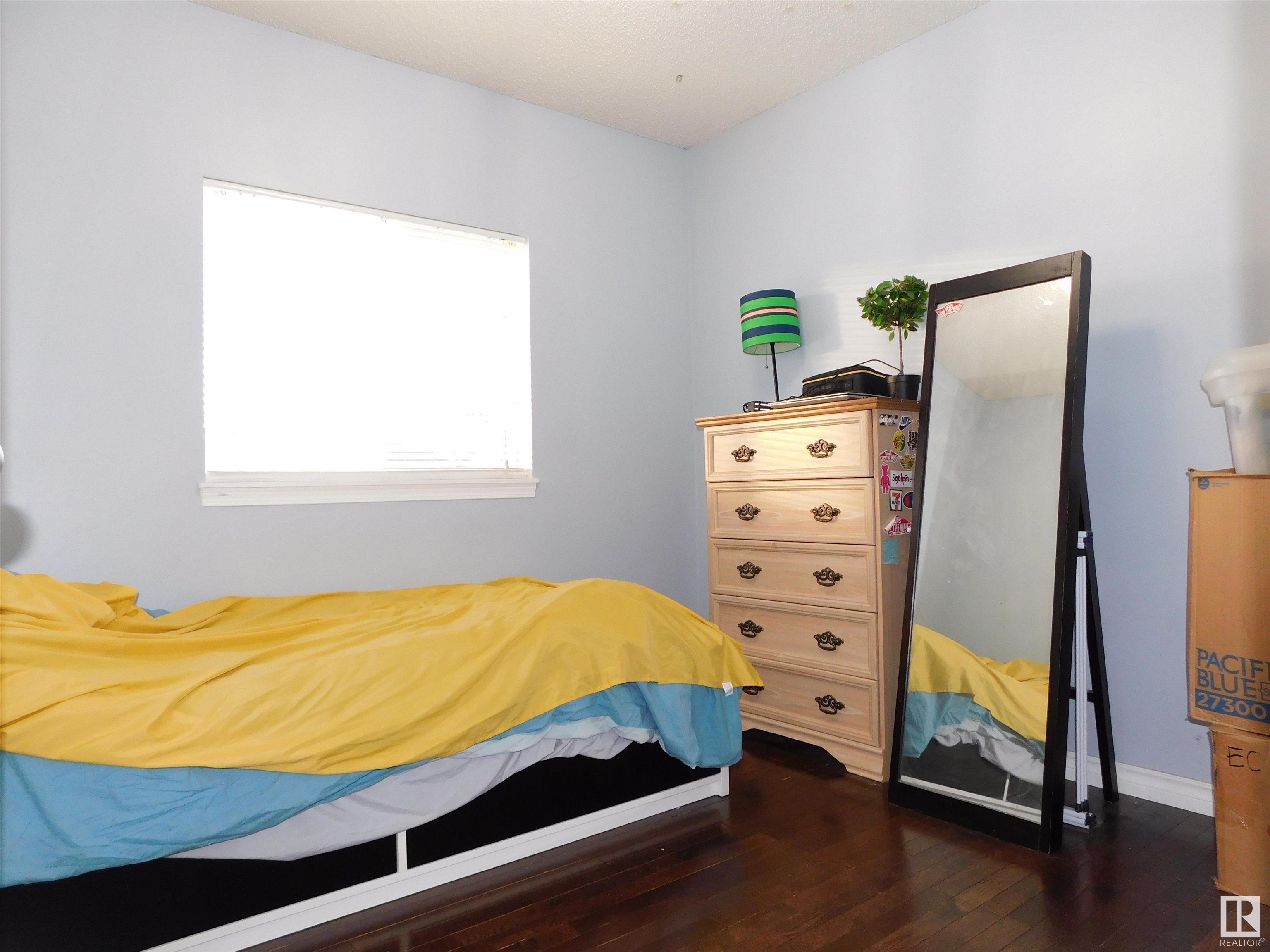      15012 136 ST NW , Edmonton,  ,T6V 1N2 ;  Listing Number: MLS E4418302