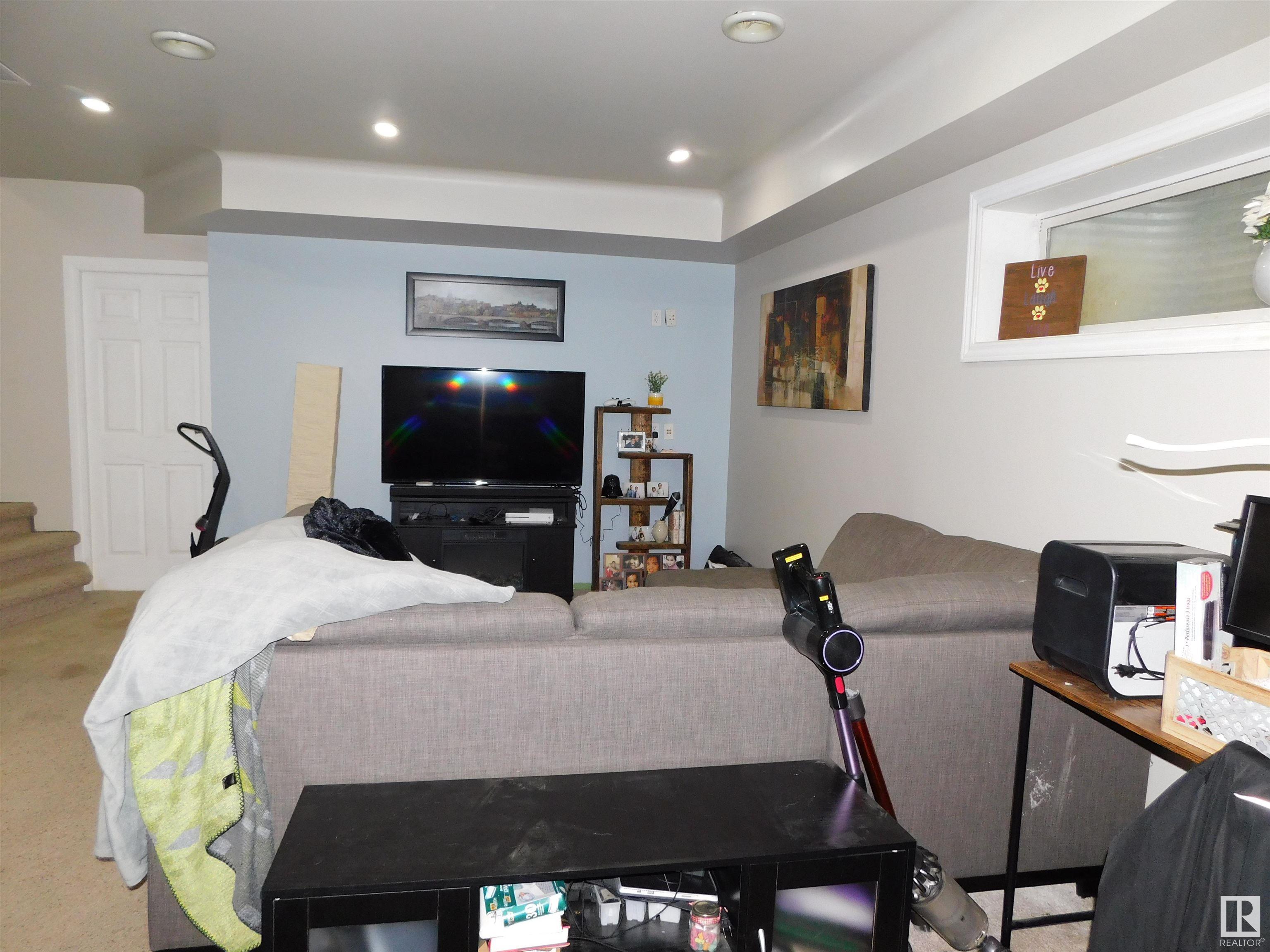      15012 136 ST NW , Edmonton,  ,T6V 1N2 ;  Listing Number: MLS E4418302