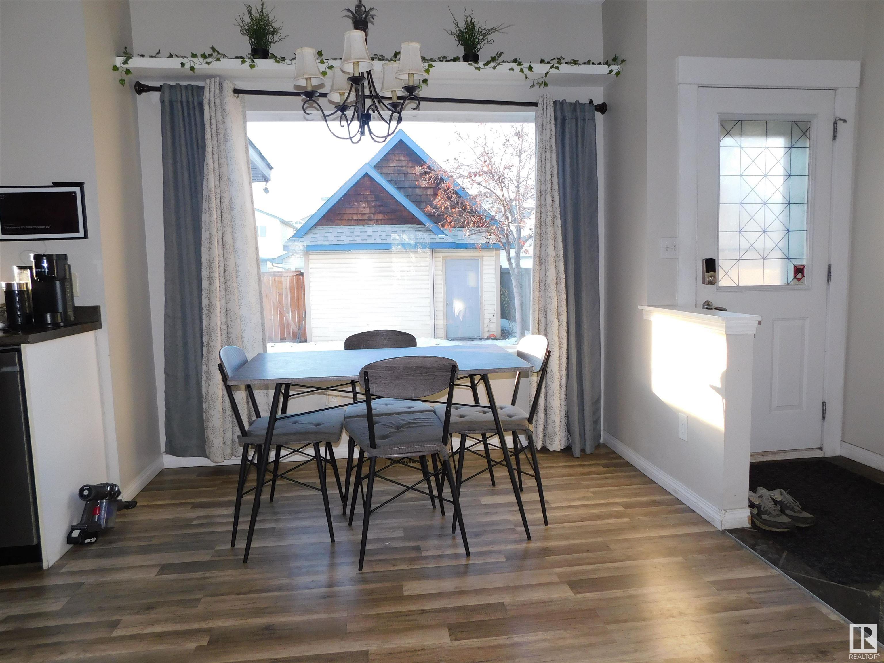      15012 136 ST NW , Edmonton,  ,T6V 1N2 ;  Listing Number: MLS E4418302