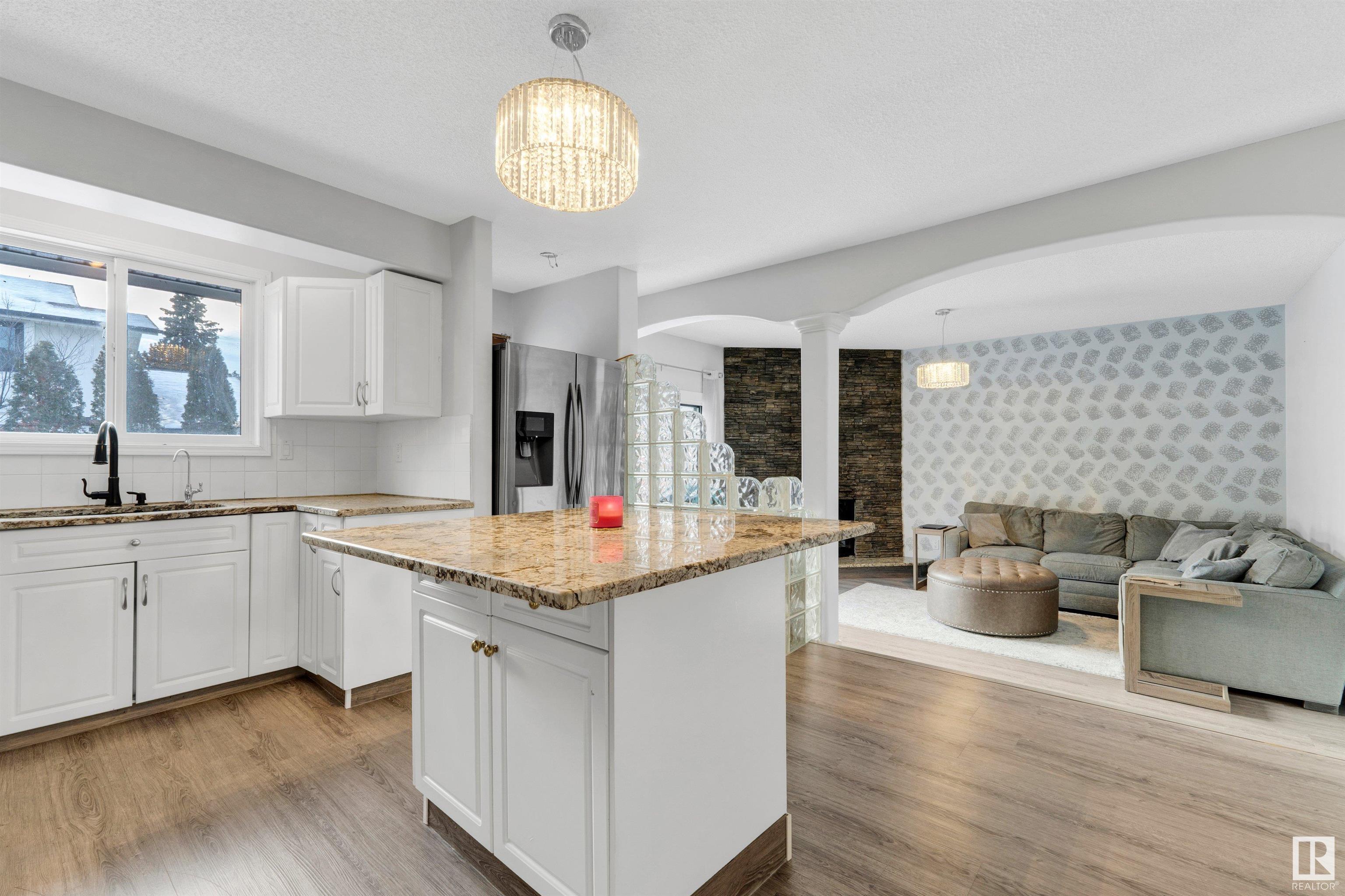      18615 71 AV NW , Edmonton,  ,T5T 2V9 ;  Listing Number: MLS E4418303