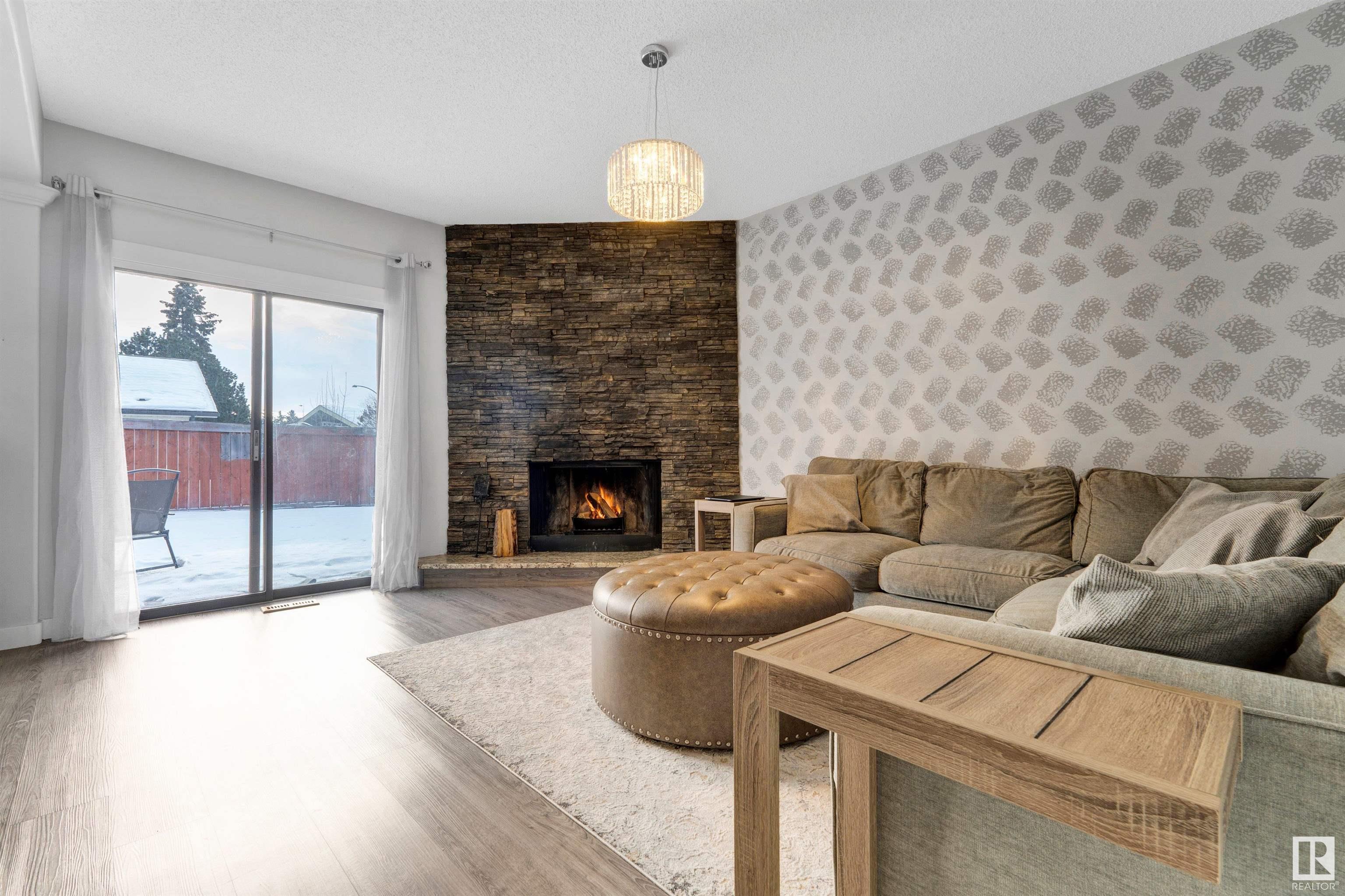      18615 71 AV NW , Edmonton,  ,T5T 2V9 ;  Listing Number: MLS E4418303