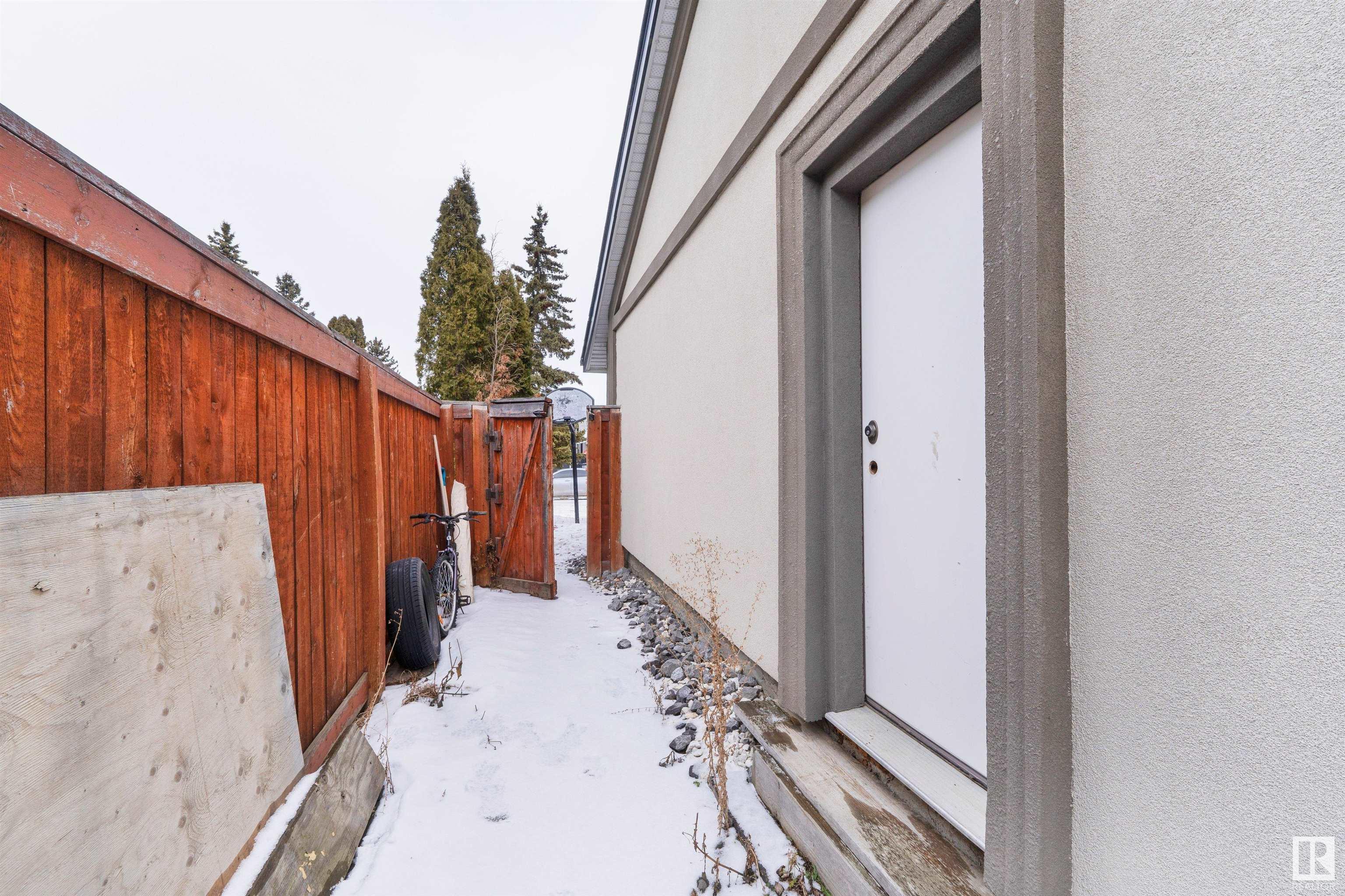      18615 71 AV NW , Edmonton,  ,T5T 2V9 ;  Listing Number: MLS E4418303