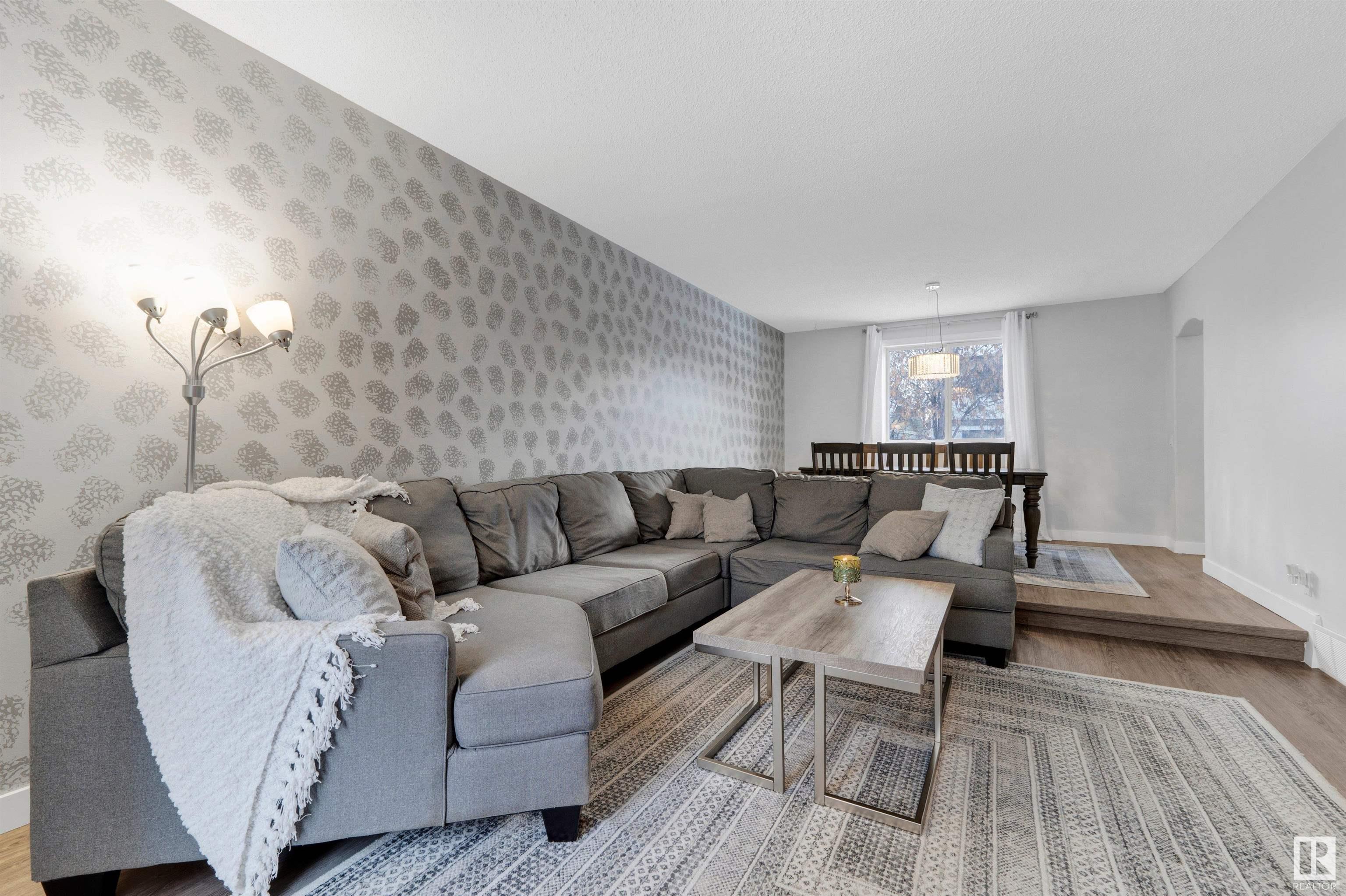      18615 71 AV NW , Edmonton,  ,T5T 2V9 ;  Listing Number: MLS E4418303