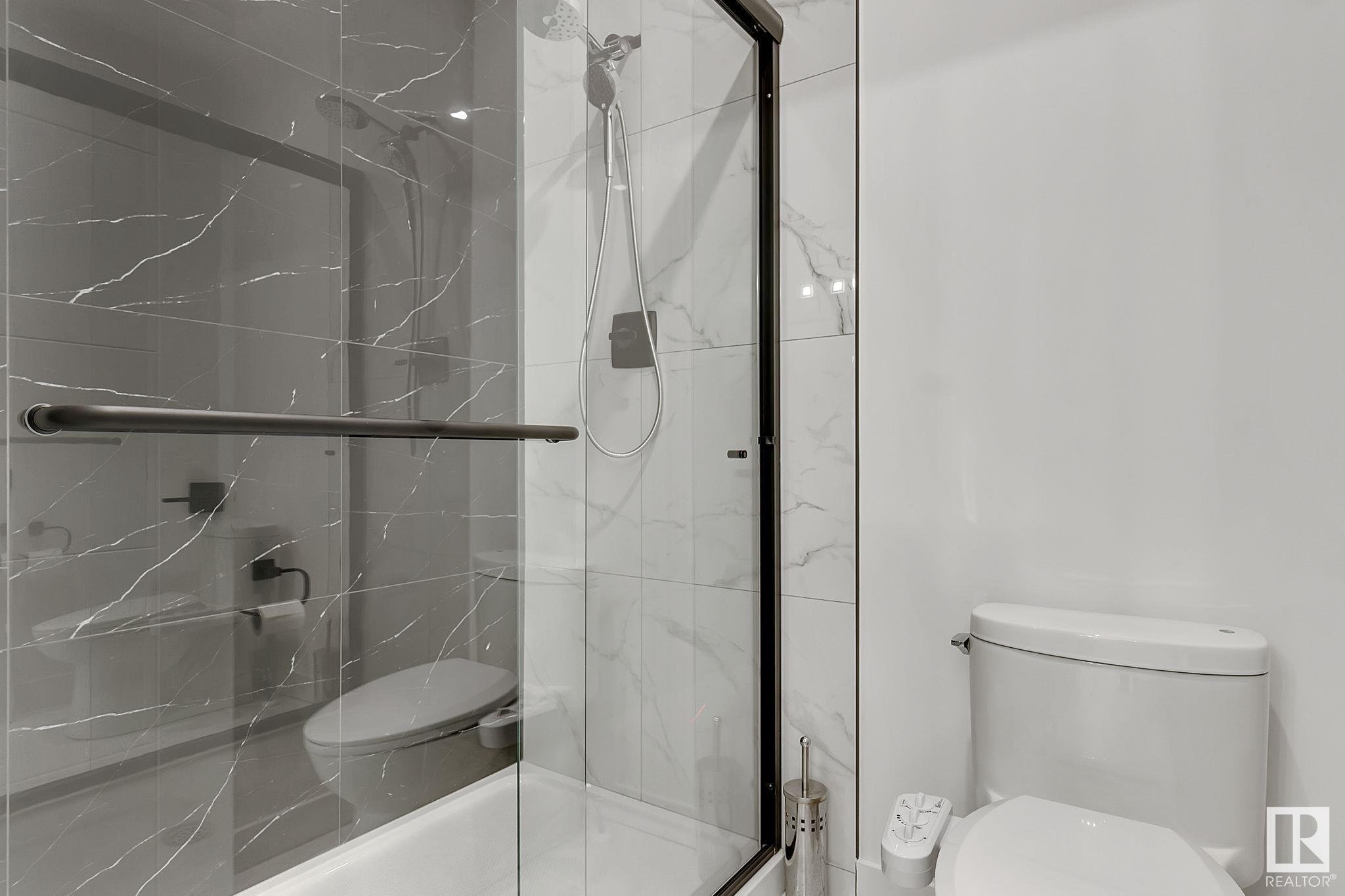      2517 14A AV NW , Edmonton,  ,T6T 2T6 ;  Listing Number: MLS E4418312