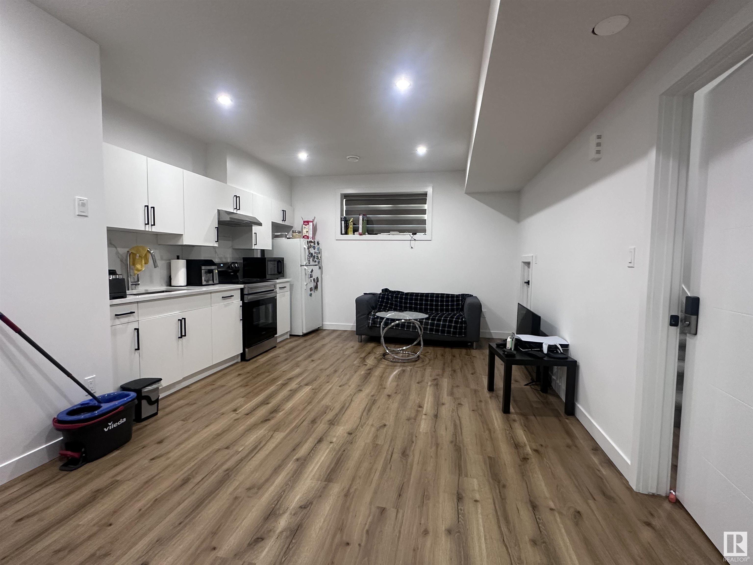      2517 14A AV NW , Edmonton,  ,T6T 2T6 ;  Listing Number: MLS E4418312