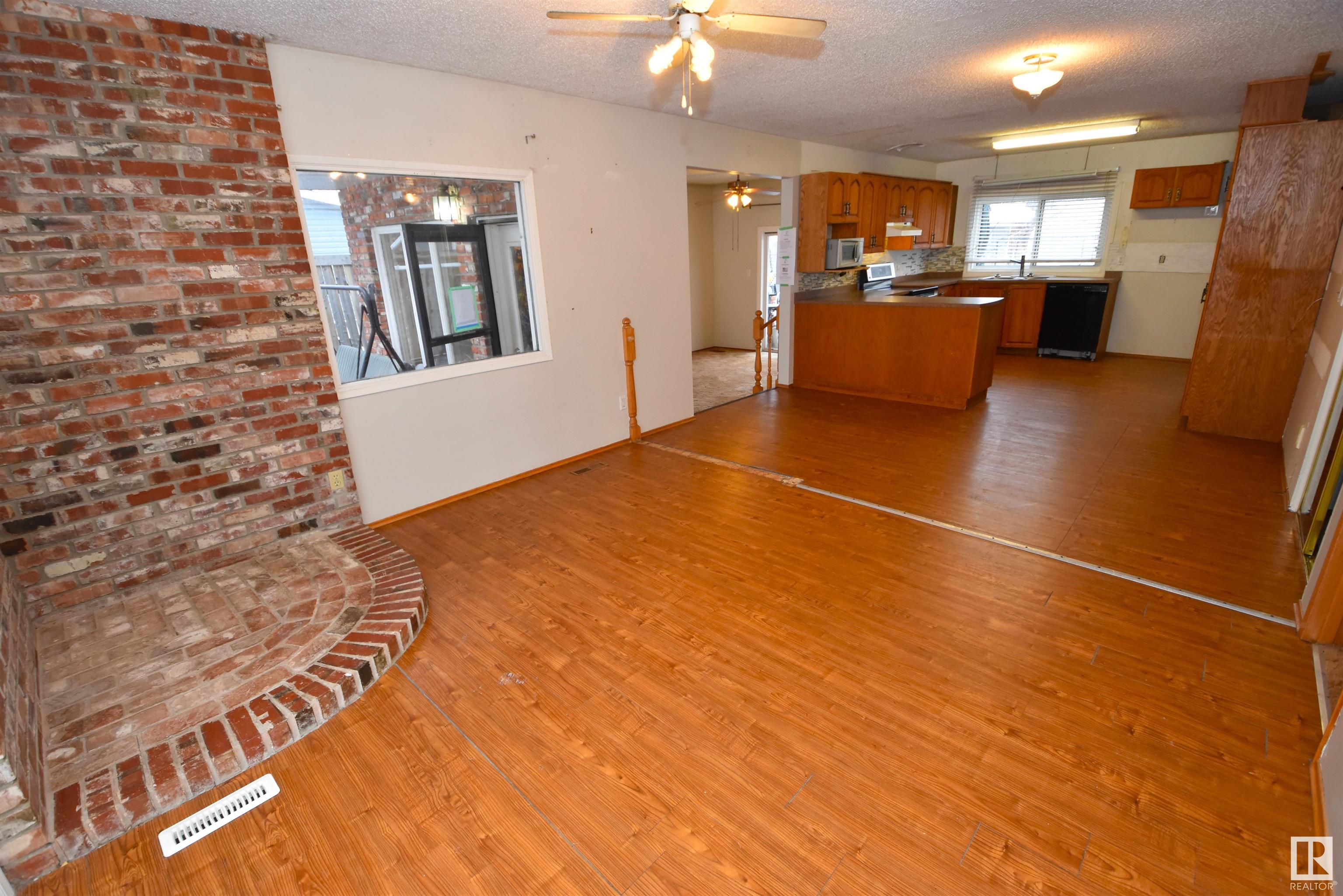      5120 49 AV , Rural Lac Ste. Anne County,  ,T0E 0A0 ;  Listing Number: MLS E4418322