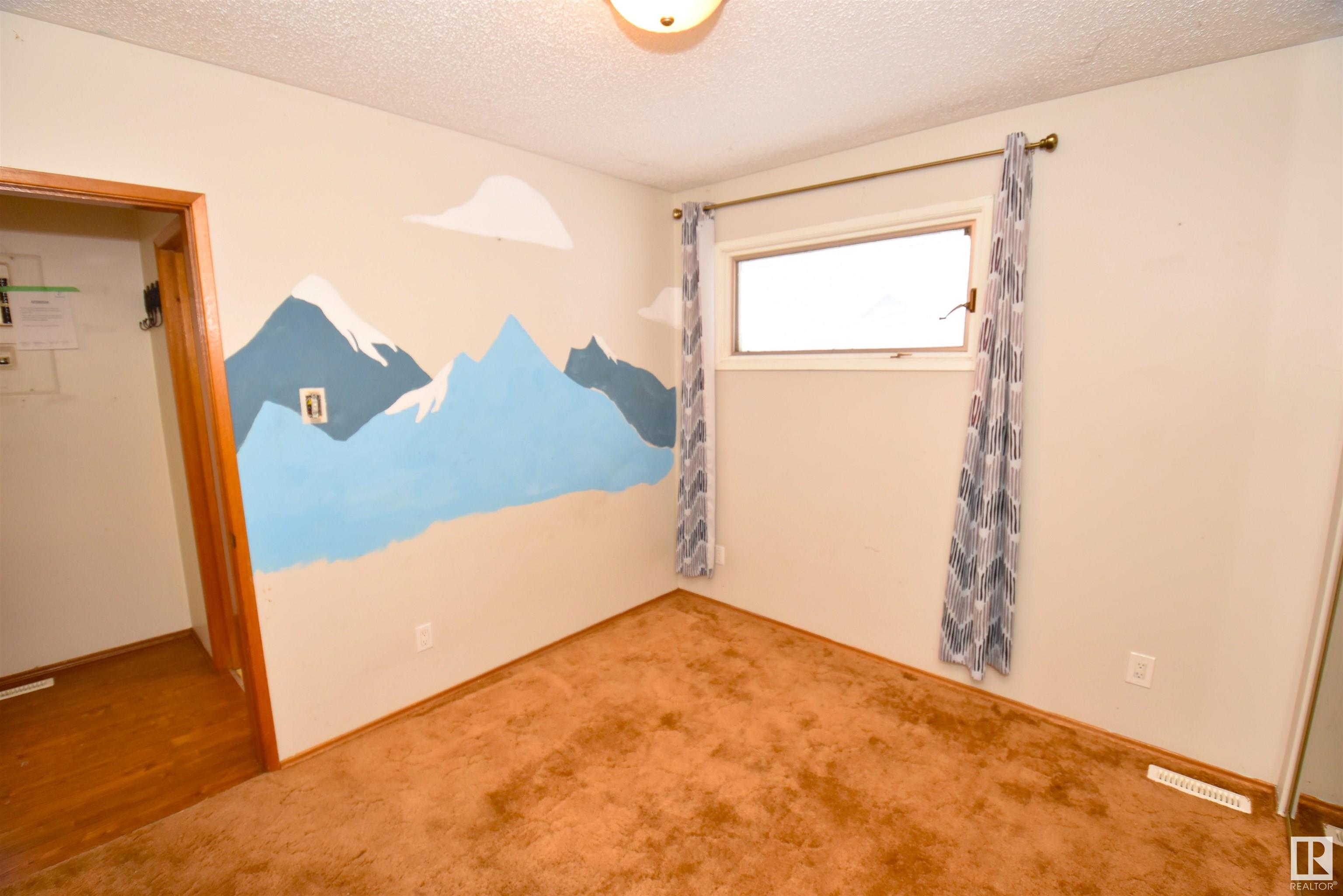      5120 49 AV , Rural Lac Ste. Anne County,  ,T0E 0A0 ;  Listing Number: MLS E4418322