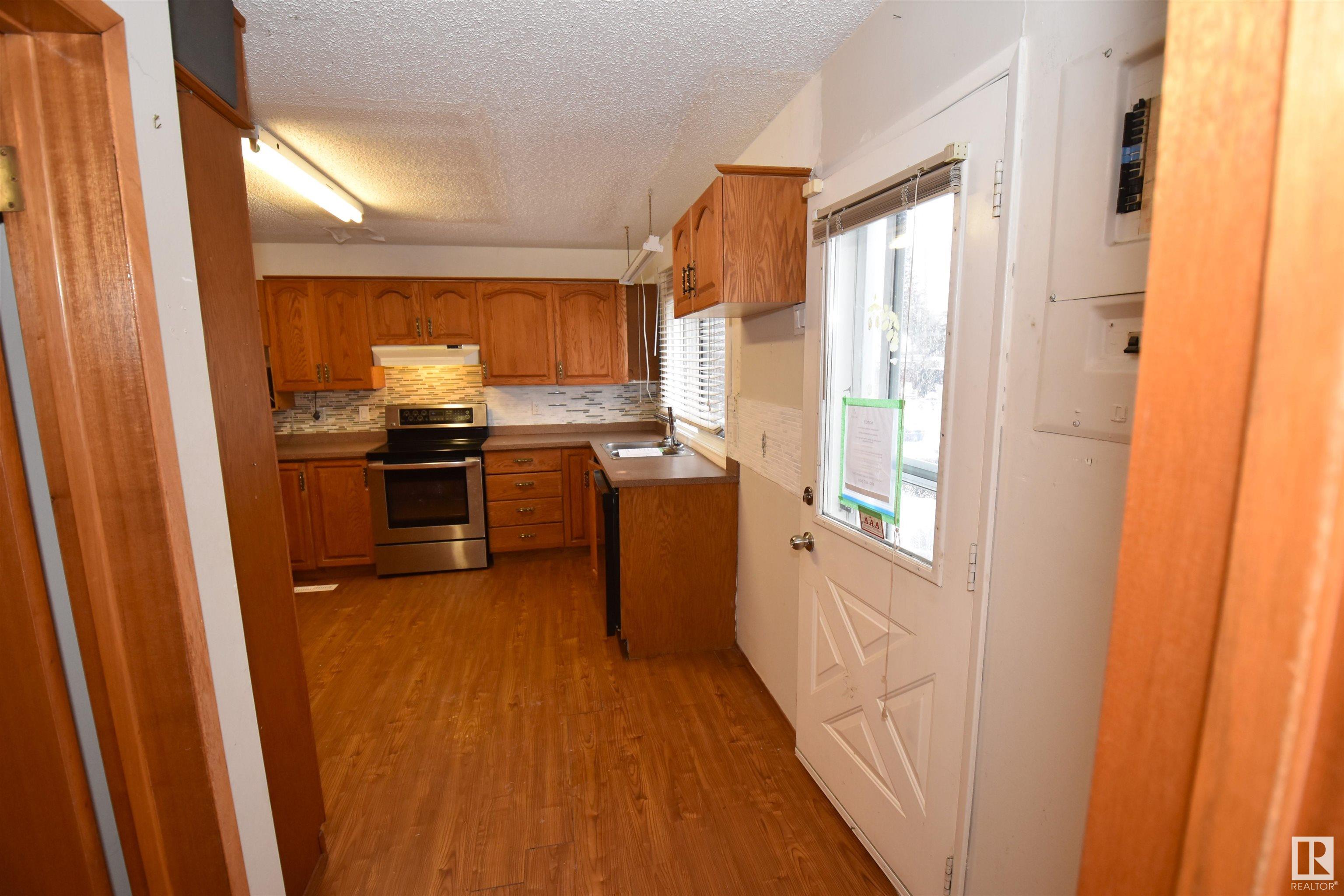      5120 49 AV , Rural Lac Ste. Anne County,  ,T0E 0A0 ;  Listing Number: MLS E4418322