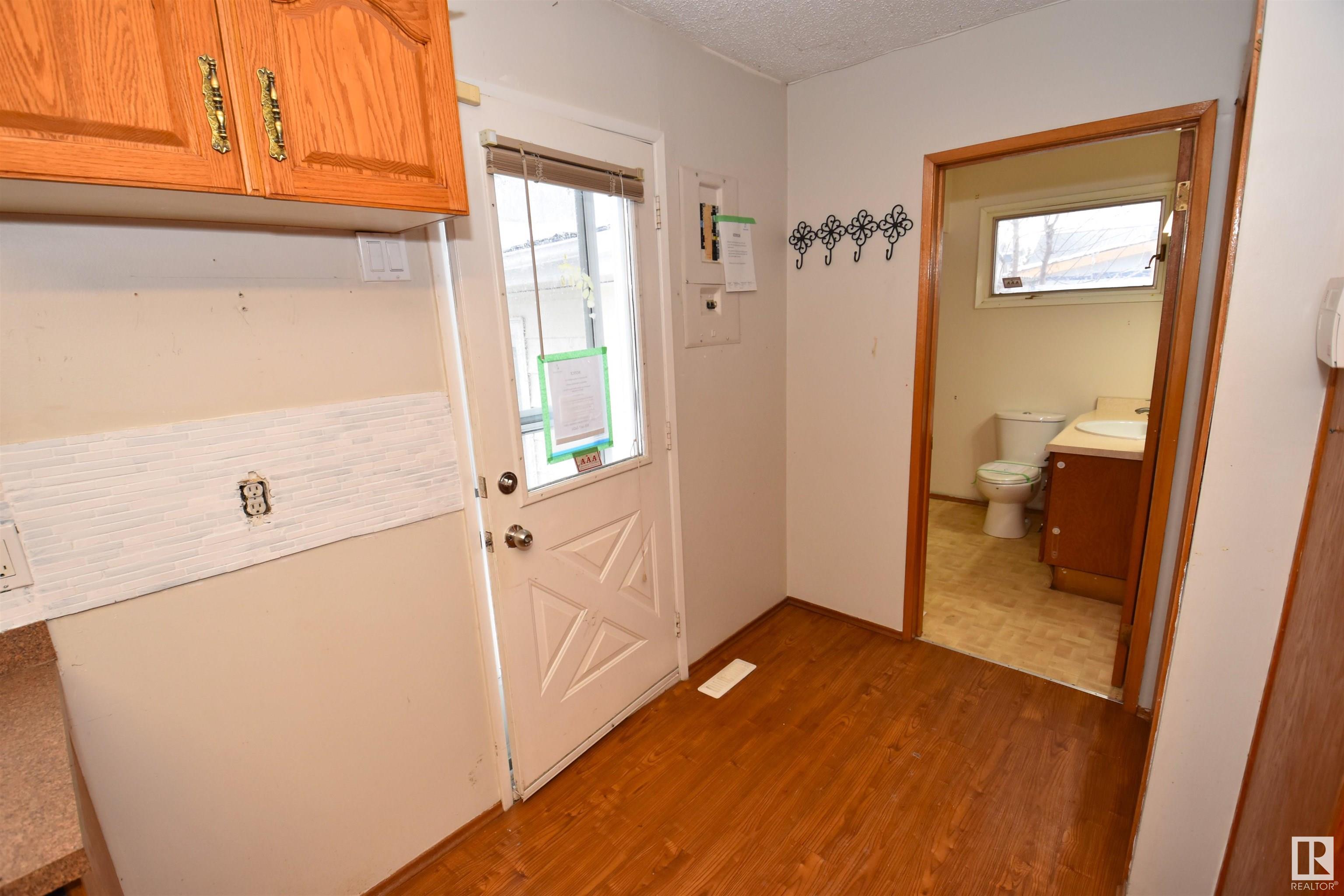      5120 49 AV , Rural Lac Ste. Anne County,  ,T0E 0A0 ;  Listing Number: MLS E4418322