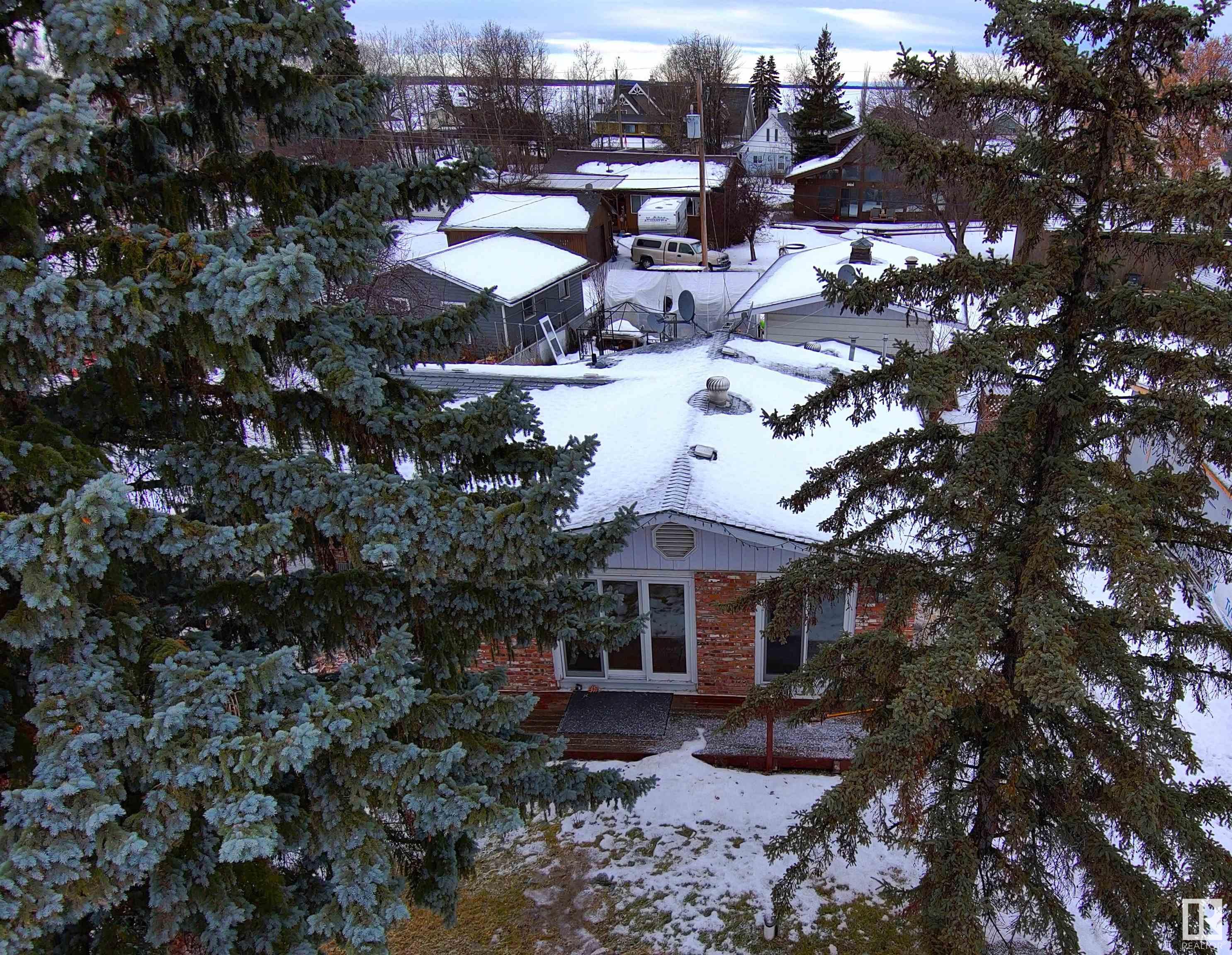      5120 49 AV , Rural Lac Ste. Anne County,  ,T0E 0A0 ;  Listing Number: MLS E4418322
