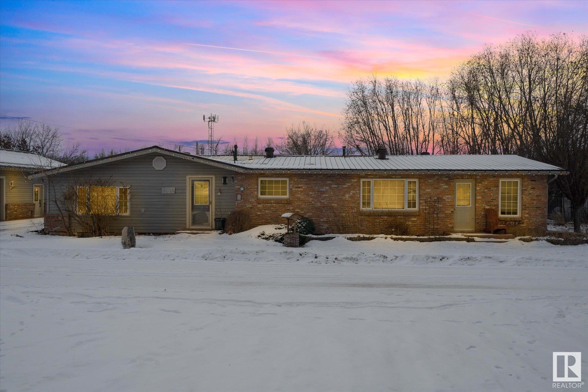      6016 52 AV , Rural Lac Ste. Anne County,  ,T0E 0A0 ;  Listing Number: MLS E4418325