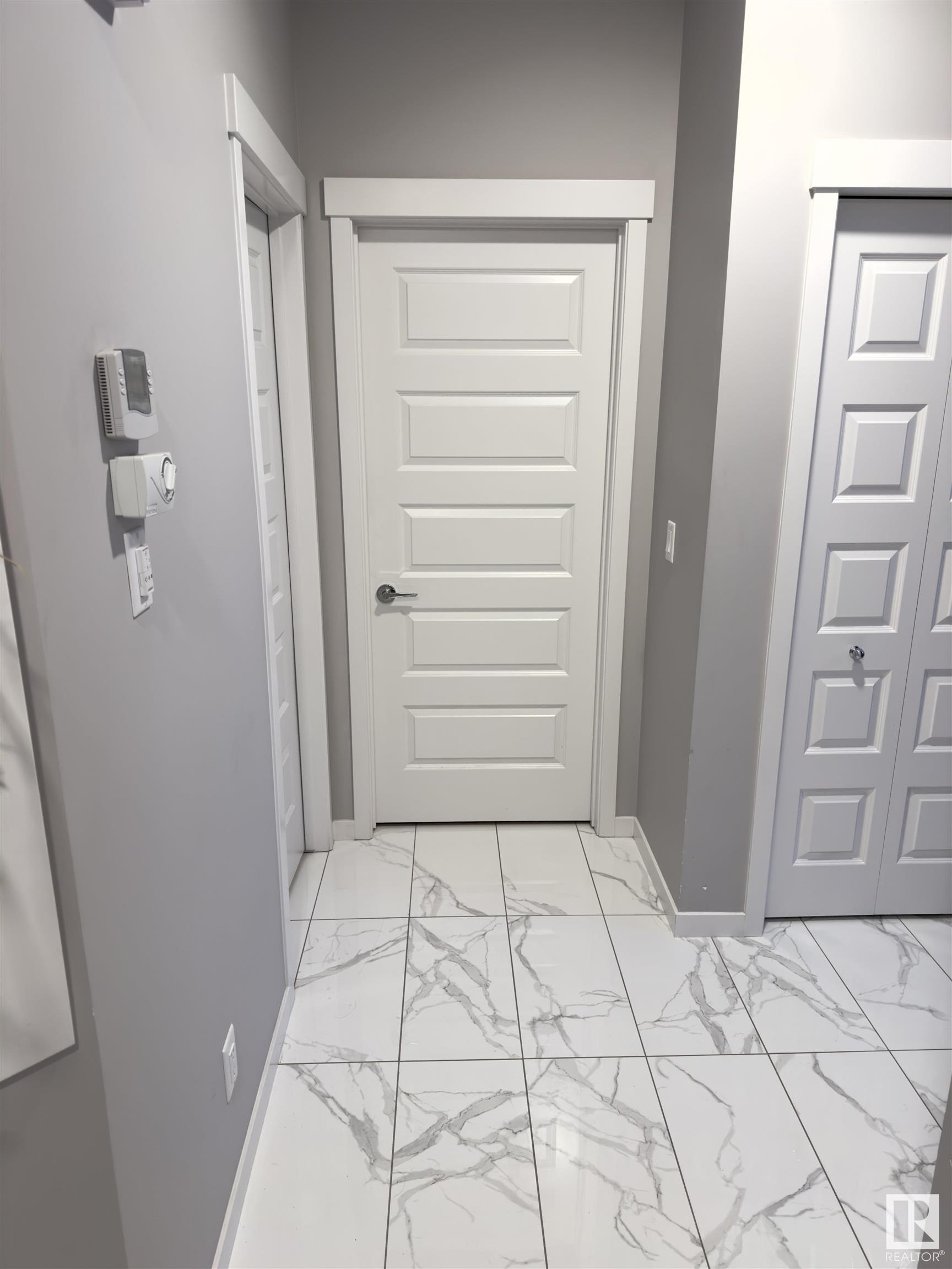      5225 22A AV SW , Edmonton,  ,T6X 2Y1 ;  Listing Number: MLS E4418326