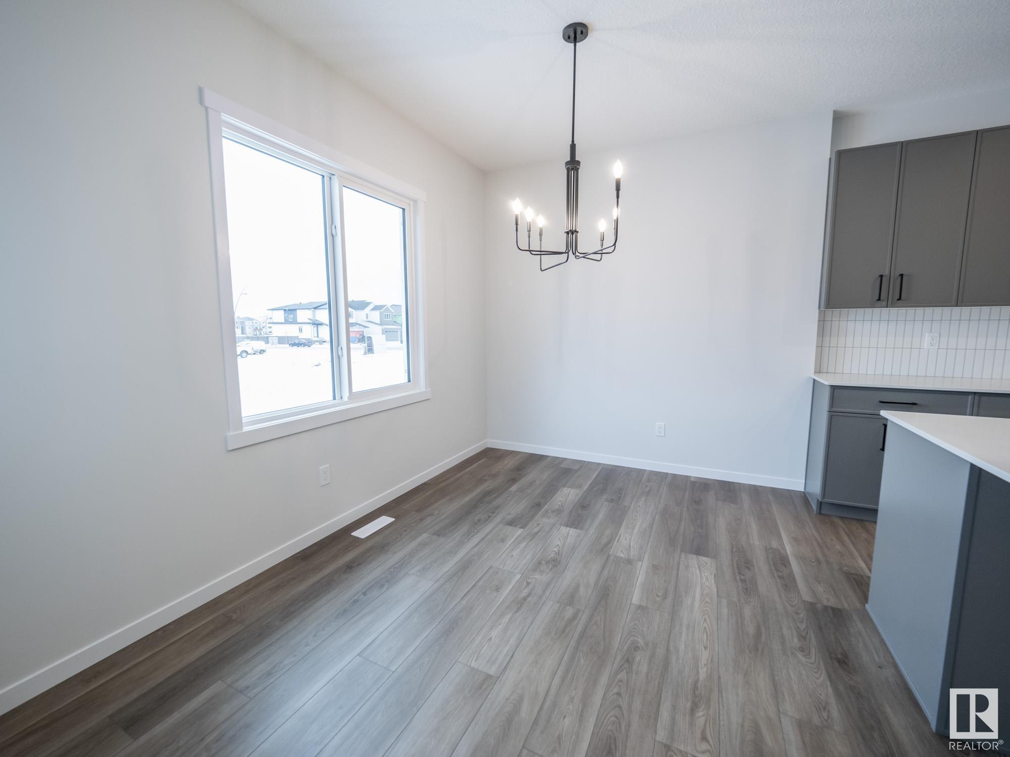      2432 205 ST NW , Edmonton,  ,T6M 1N6 ;  Listing Number: MLS E4418337