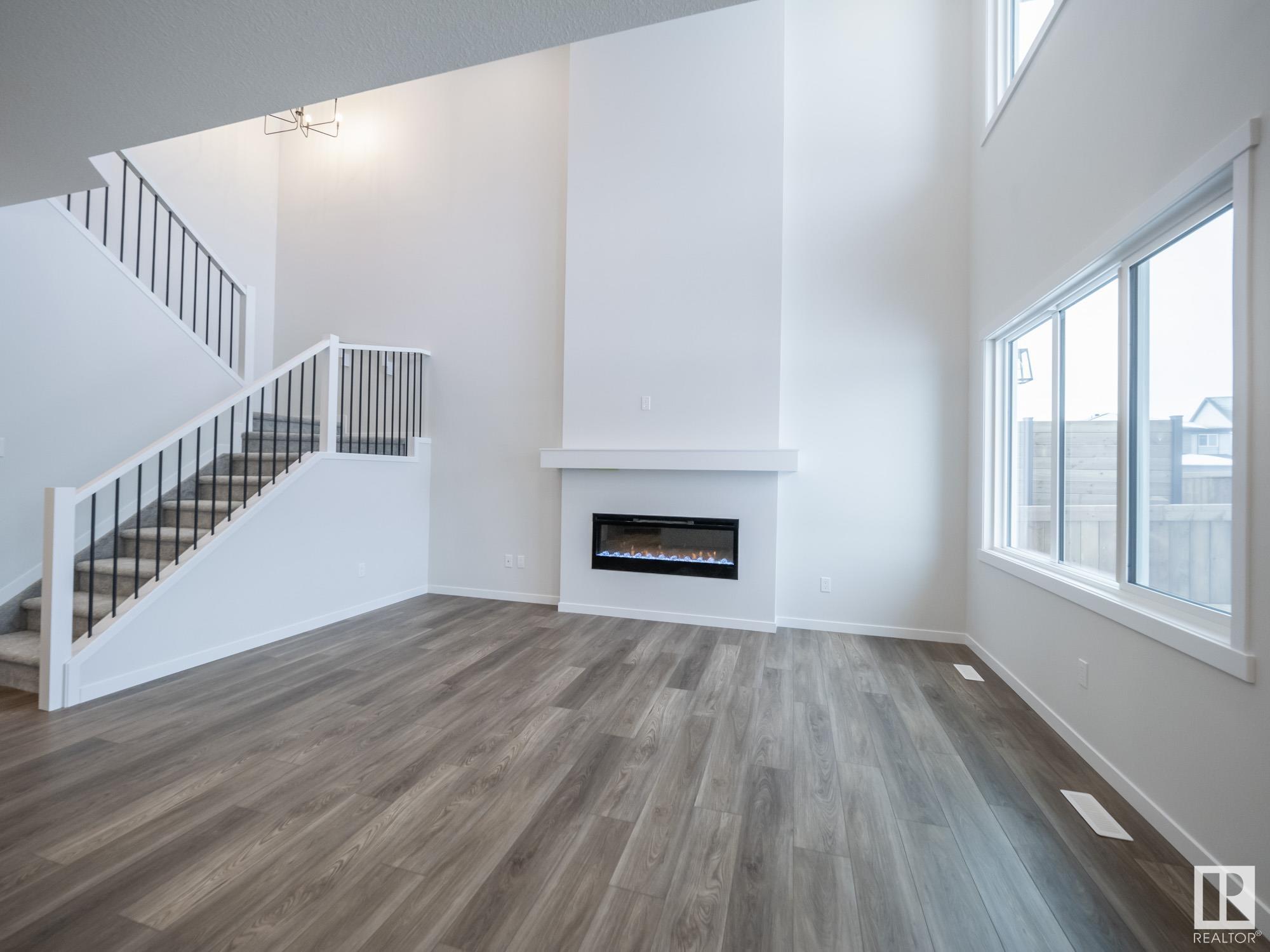      2432 205 ST NW , Edmonton,  ,T6M 1N6 ;  Listing Number: MLS E4418337
