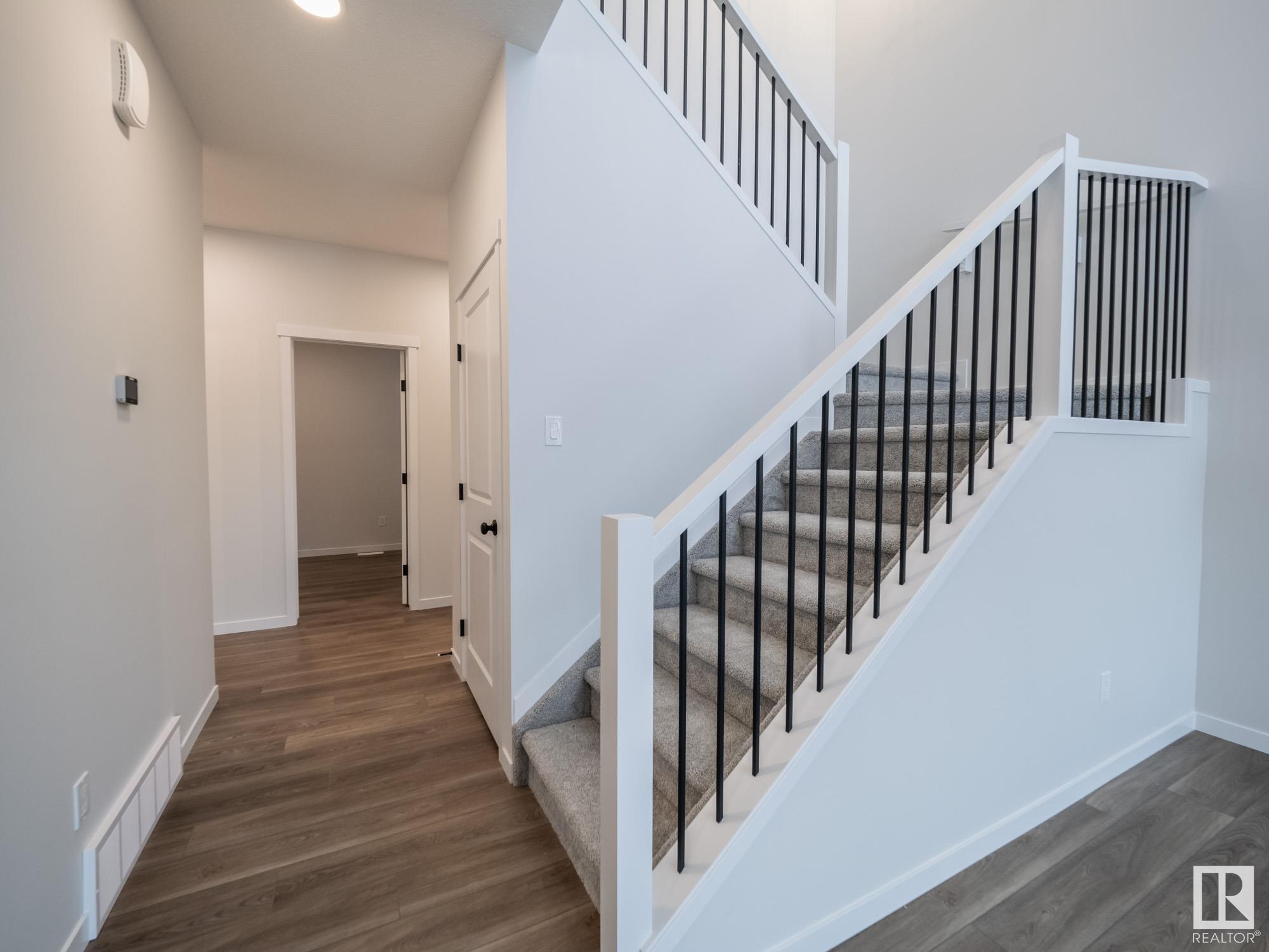      2432 205 ST NW , Edmonton,  ,T6M 1N6 ;  Listing Number: MLS E4418337