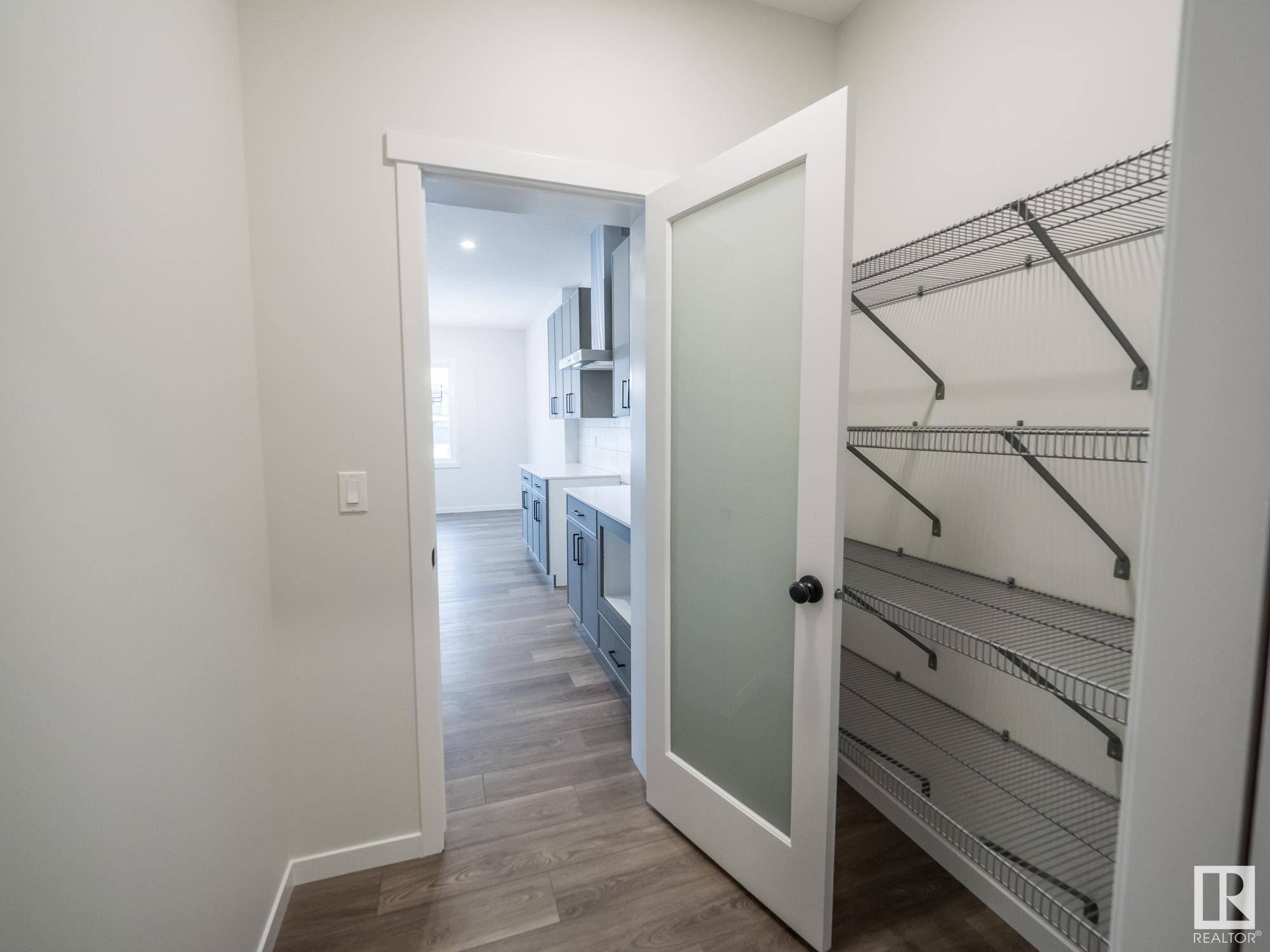      2432 205 ST NW , Edmonton,  ,T6M 1N6 ;  Listing Number: MLS E4418337
