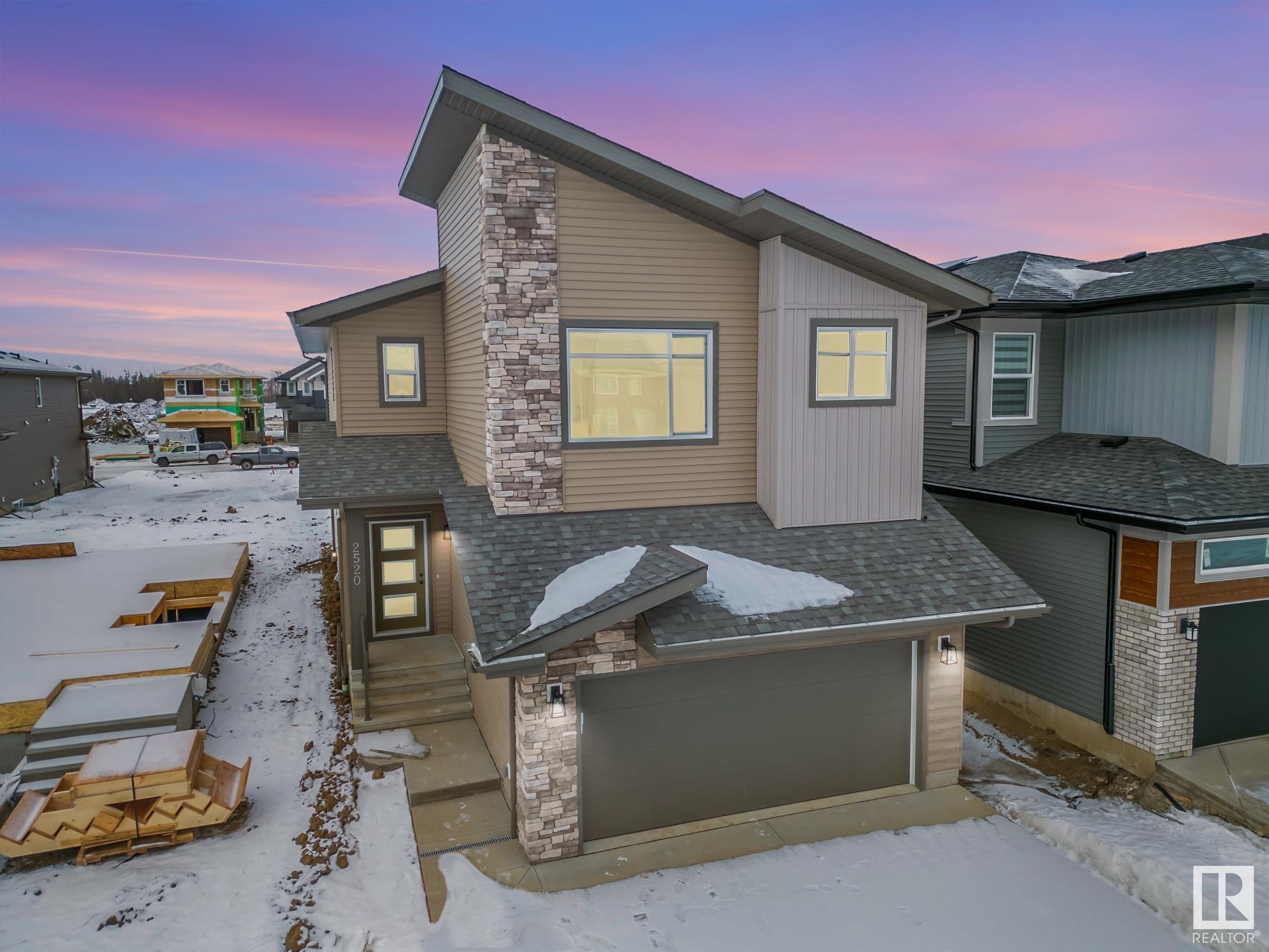     2520 209 ST NW , Edmonton,  ,T6M 2K7 ;  Listing Number: MLS E4418338