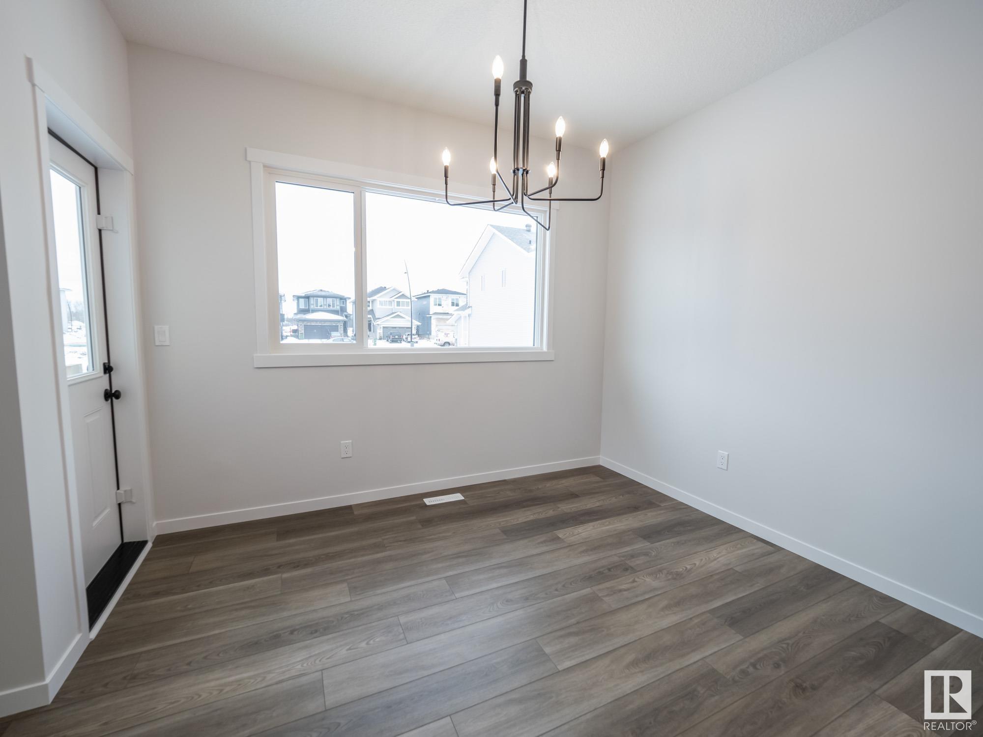      2520 209 ST NW , Edmonton,  ,T6M 2K7 ;  Listing Number: MLS E4418338