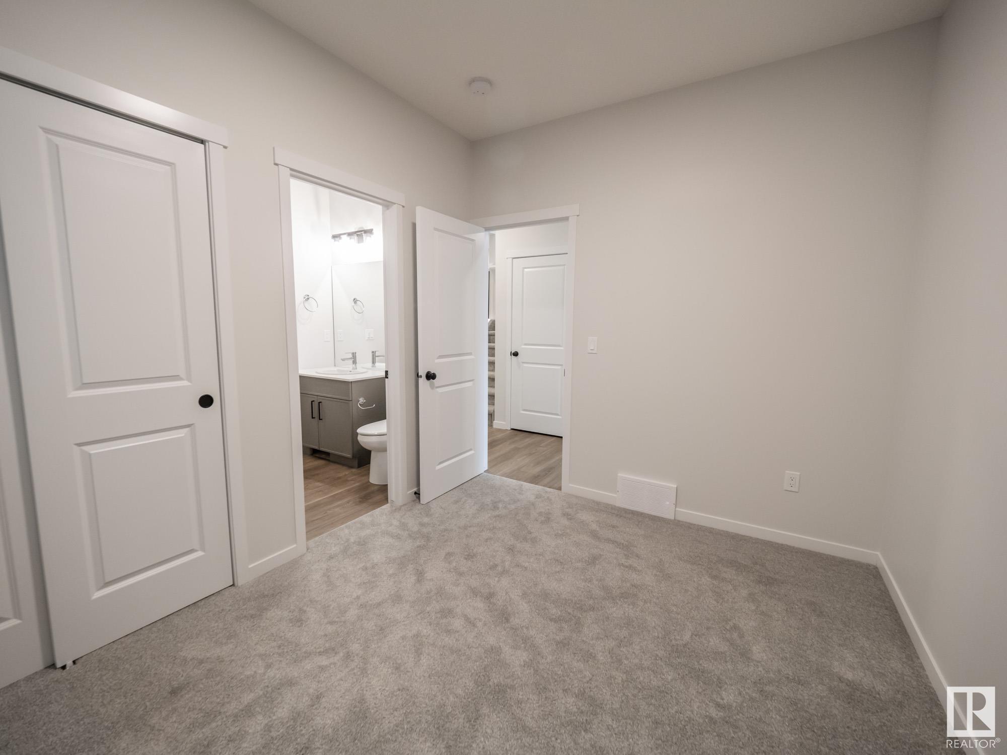      2520 209 ST NW , Edmonton,  ,T6M 2K7 ;  Listing Number: MLS E4418338