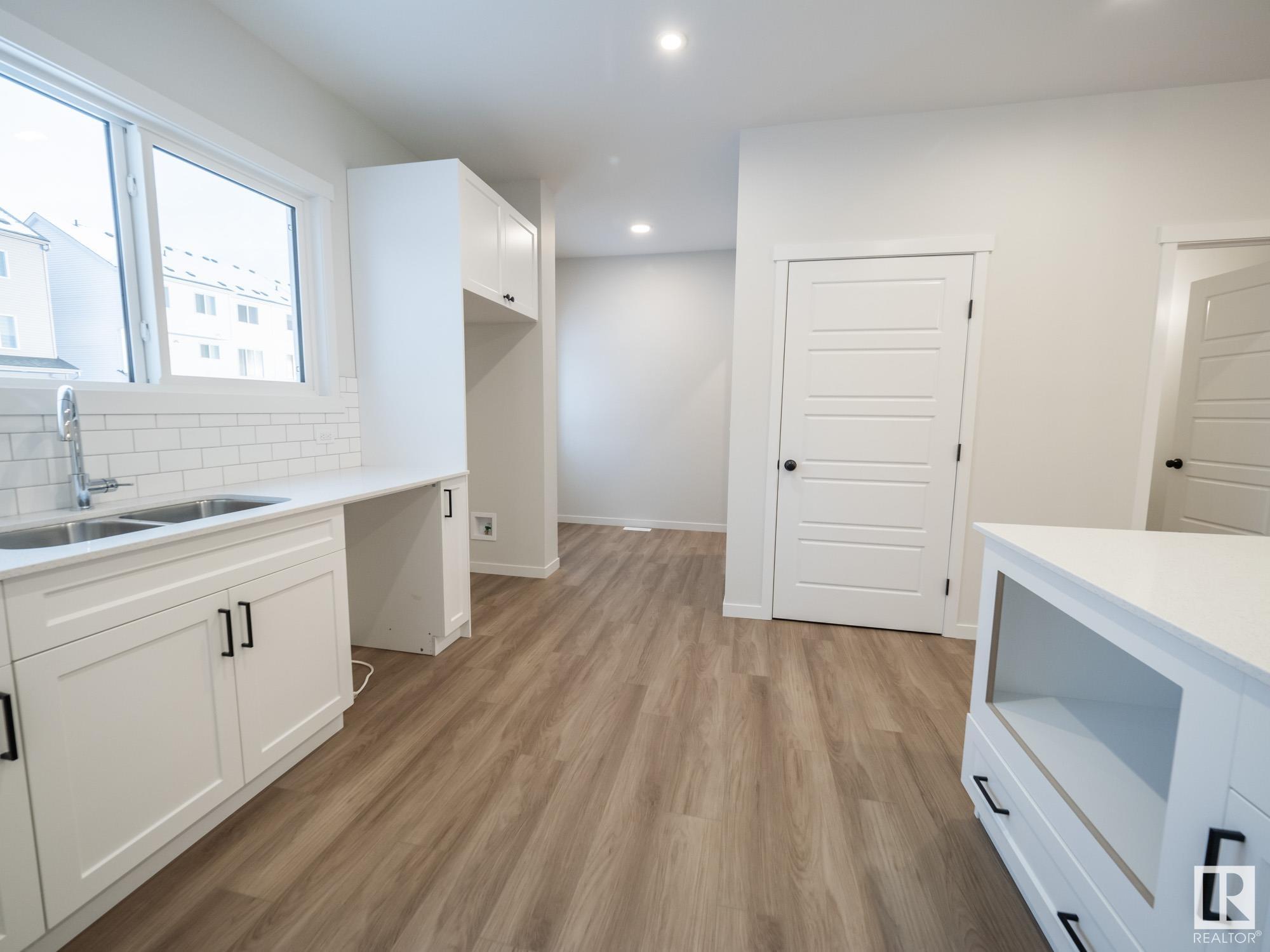      636 174 AV NE , Edmonton,  ,T5Y 4E9 ;  Listing Number: MLS E4418339
