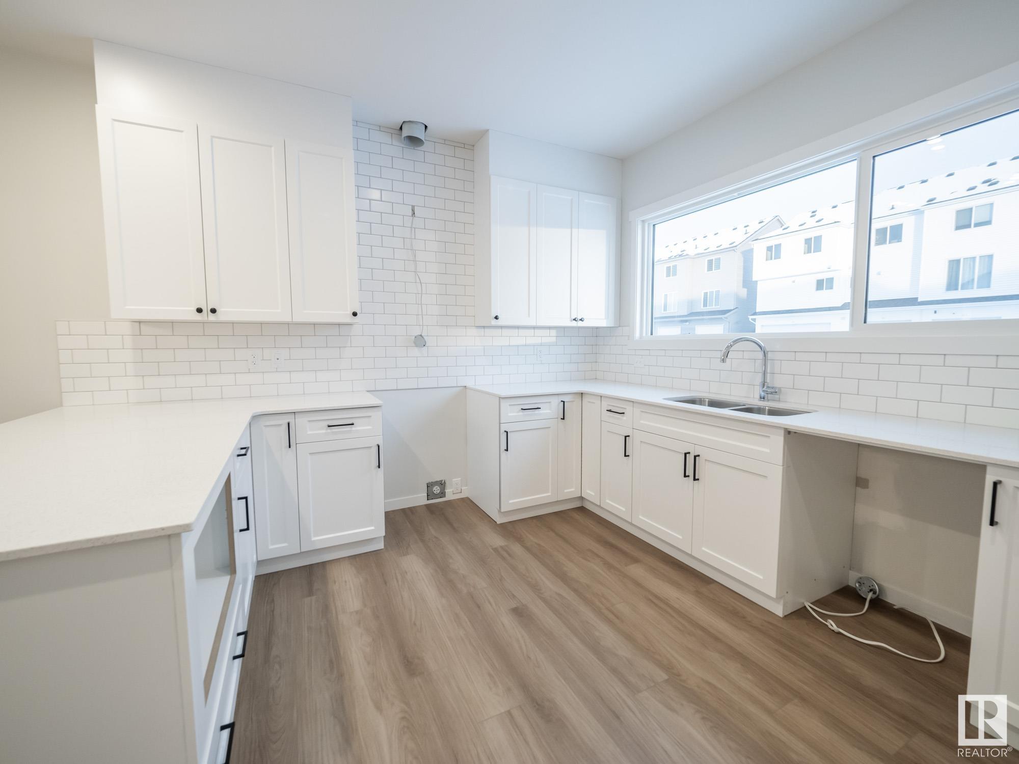      636 174 AV NE , Edmonton,  ,T5Y 4E9 ;  Listing Number: MLS E4418339