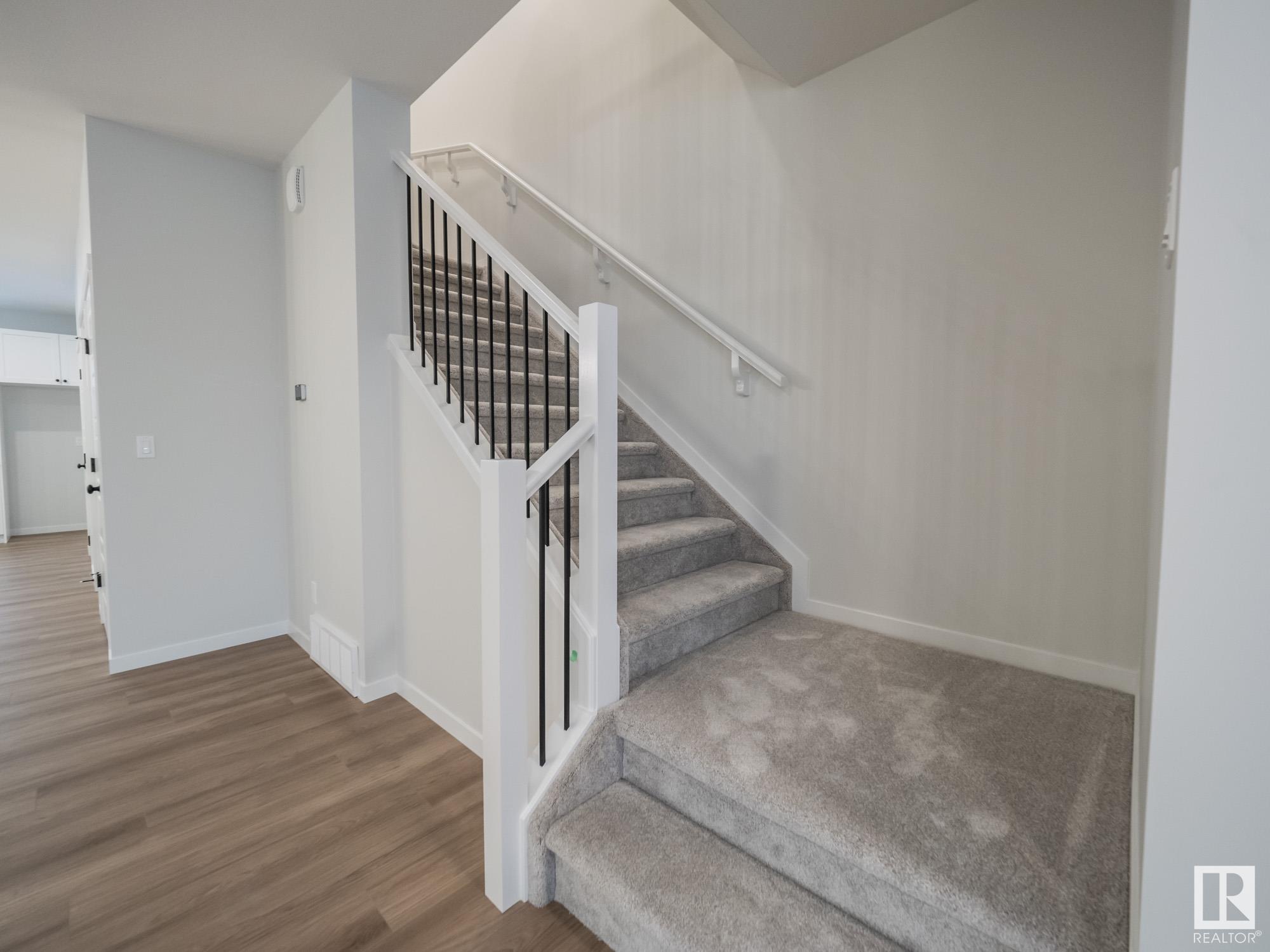      636 174 AV NE , Edmonton,  ,T5Y 4E9 ;  Listing Number: MLS E4418339
