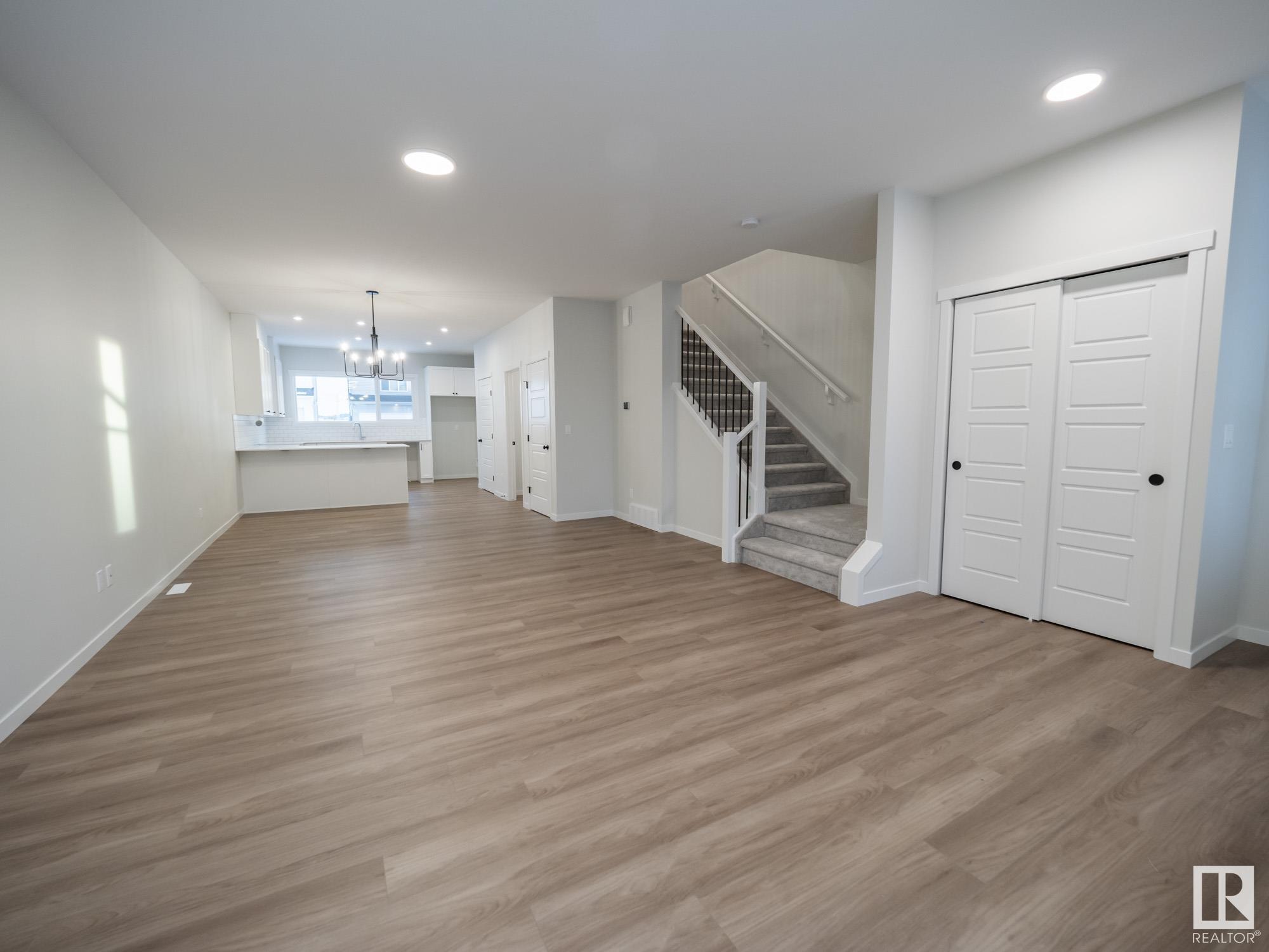      636 174 AV NE , Edmonton,  ,T5Y 4E9 ;  Listing Number: MLS E4418339