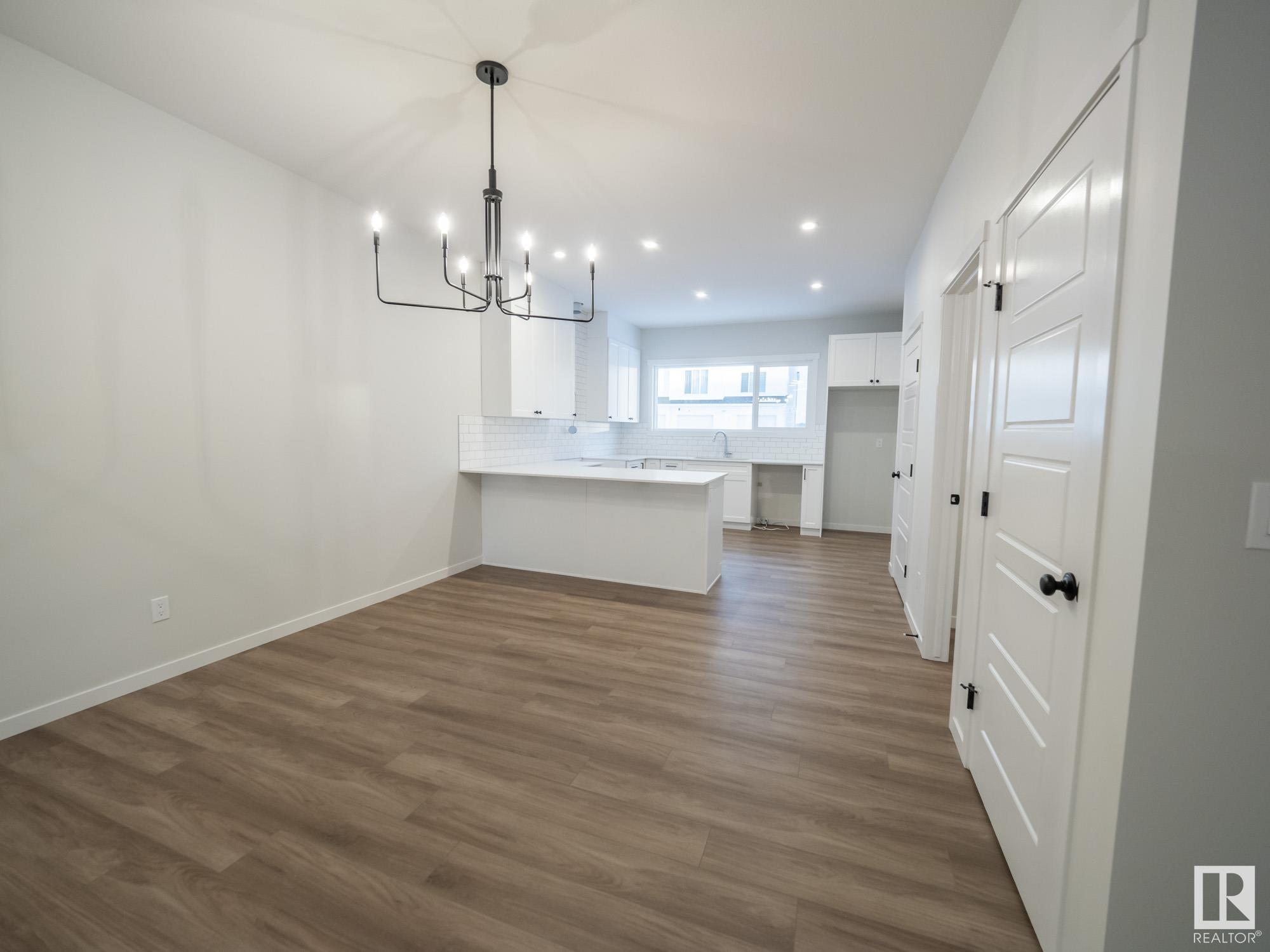      636 174 AV NE , Edmonton,  ,T5Y 4E9 ;  Listing Number: MLS E4418339