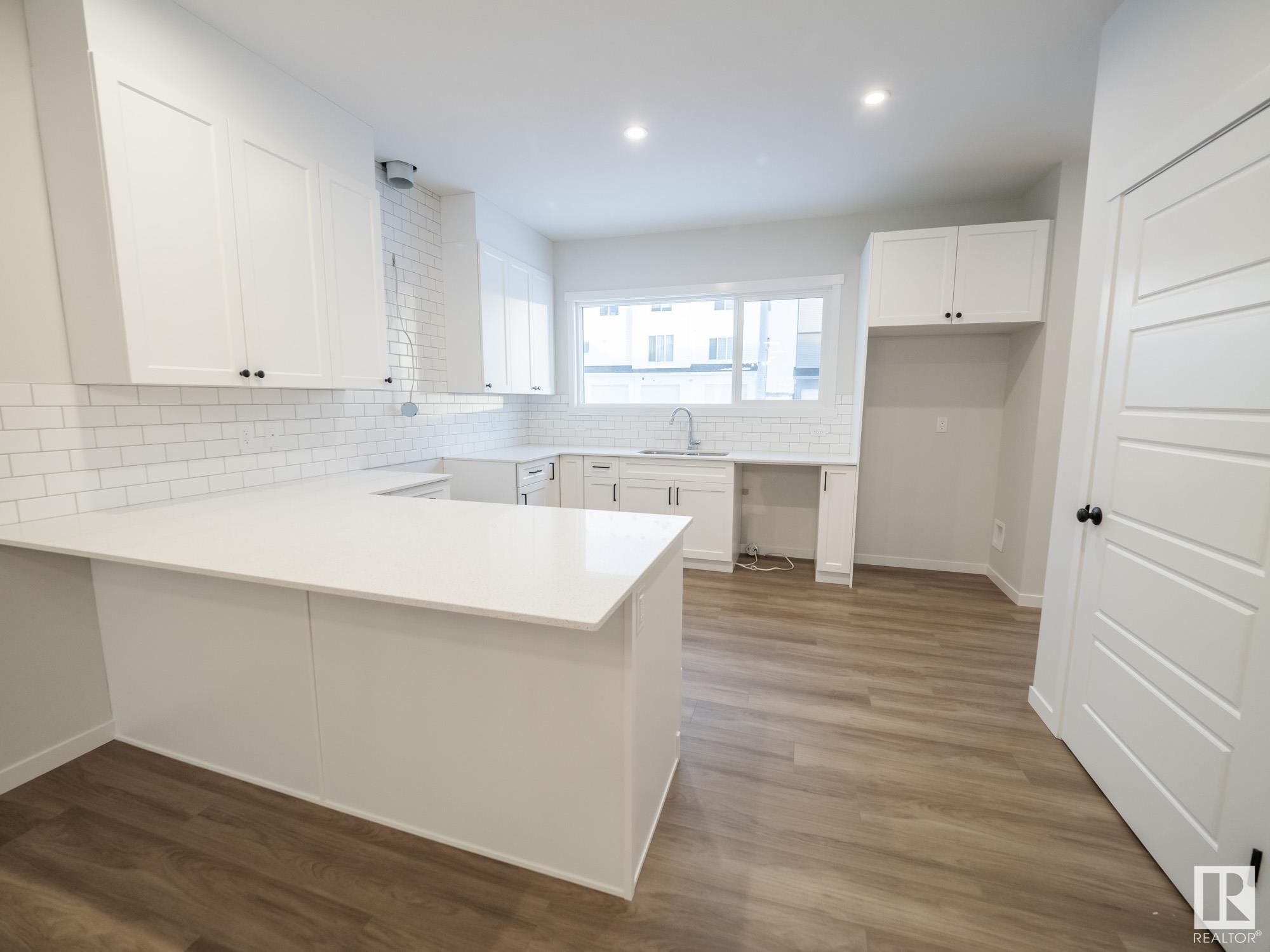      636 174 AV NE , Edmonton,  ,T5Y 4E9 ;  Listing Number: MLS E4418339