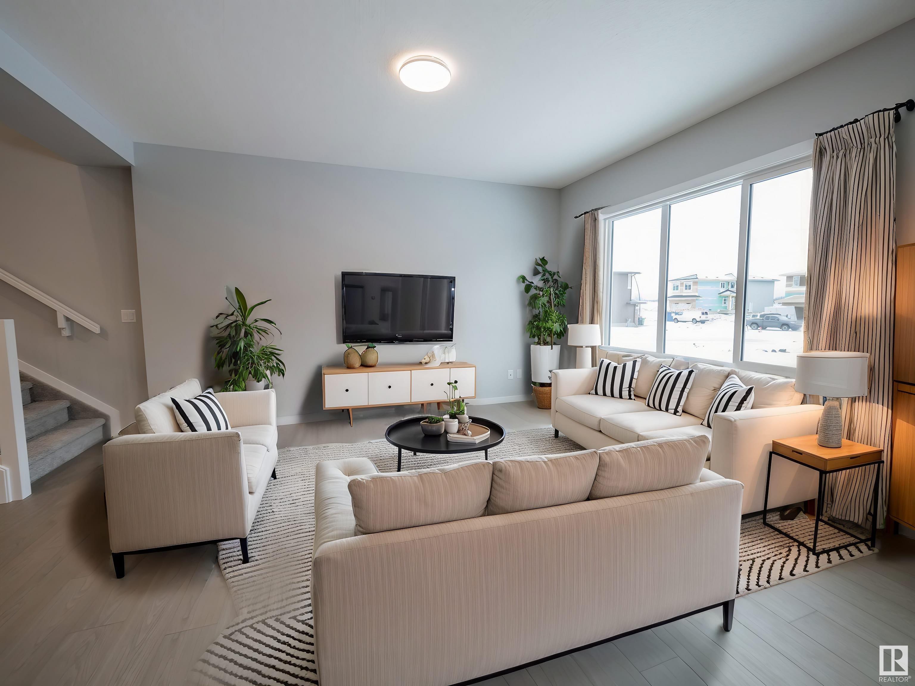      2528 209 ST NW , Edmonton,  ,T6M 2K7 ;  Listing Number: MLS E4418340