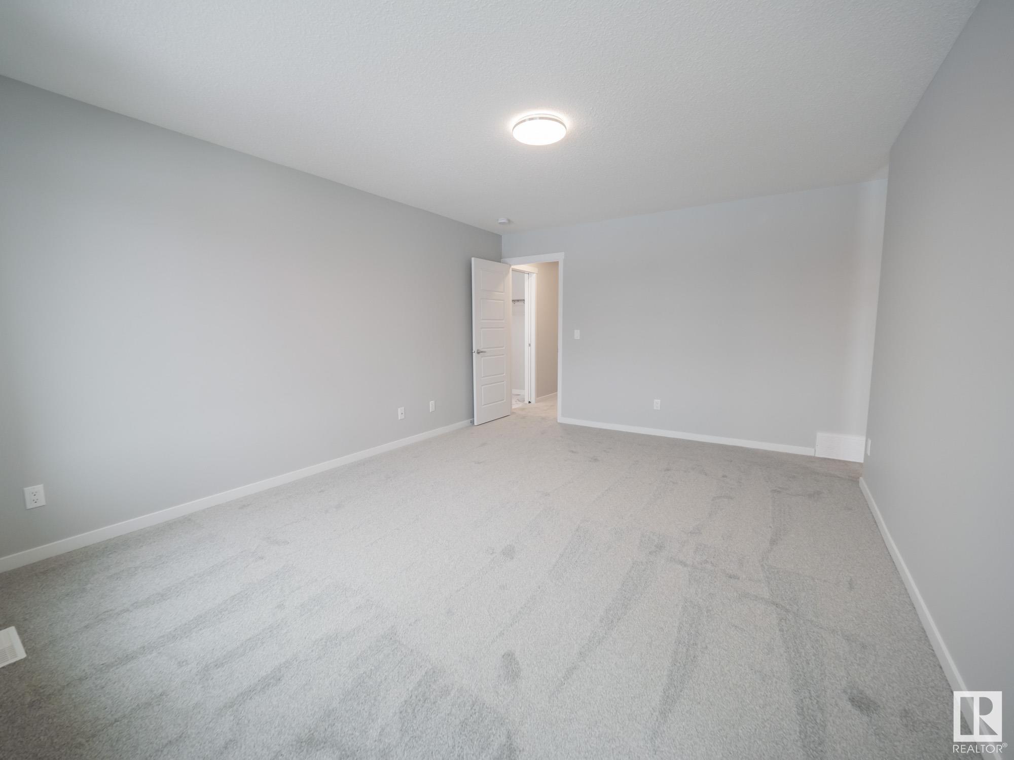      2528 209 ST NW , Edmonton,  ,T6M 2K7 ;  Listing Number: MLS E4418340