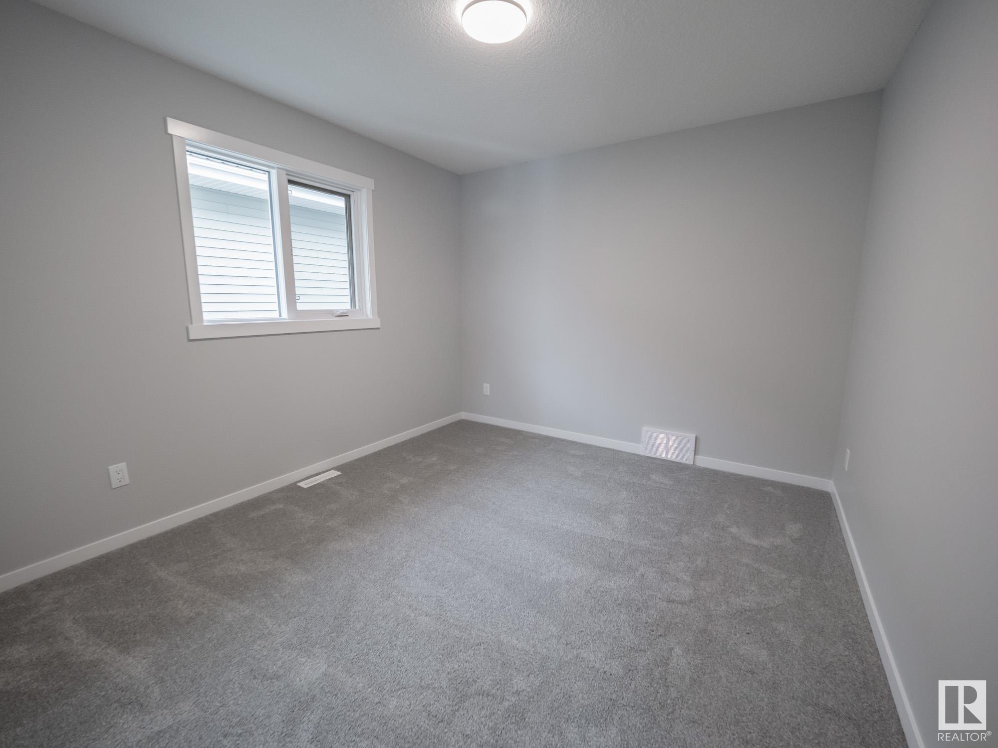     2528 209 ST NW , Edmonton,  ,T6M 2K7 ;  Listing Number: MLS E4418340
