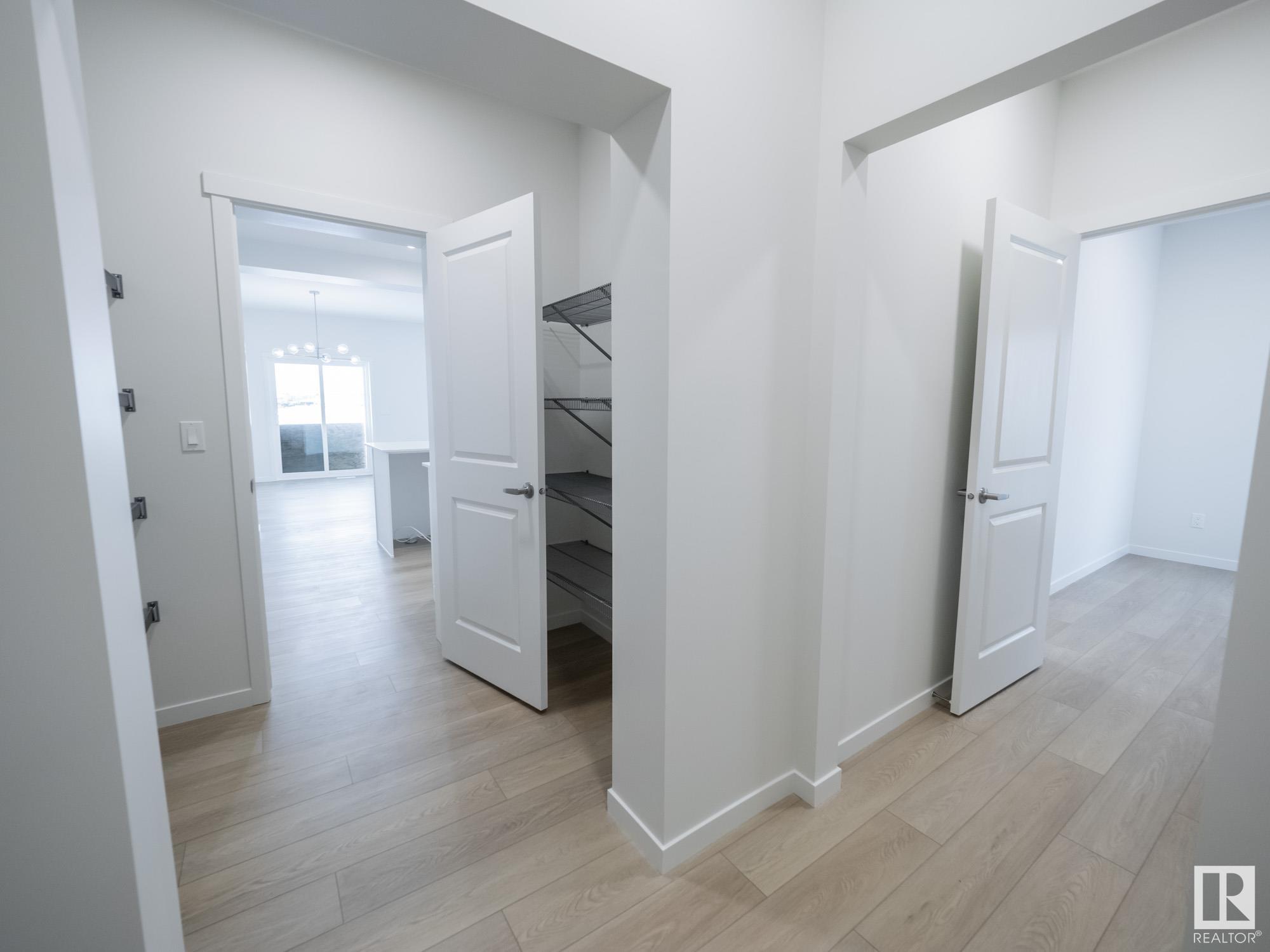      2264 194 ST NW , Edmonton,  ,T6M 3B7 ;  Listing Number: MLS E4418341