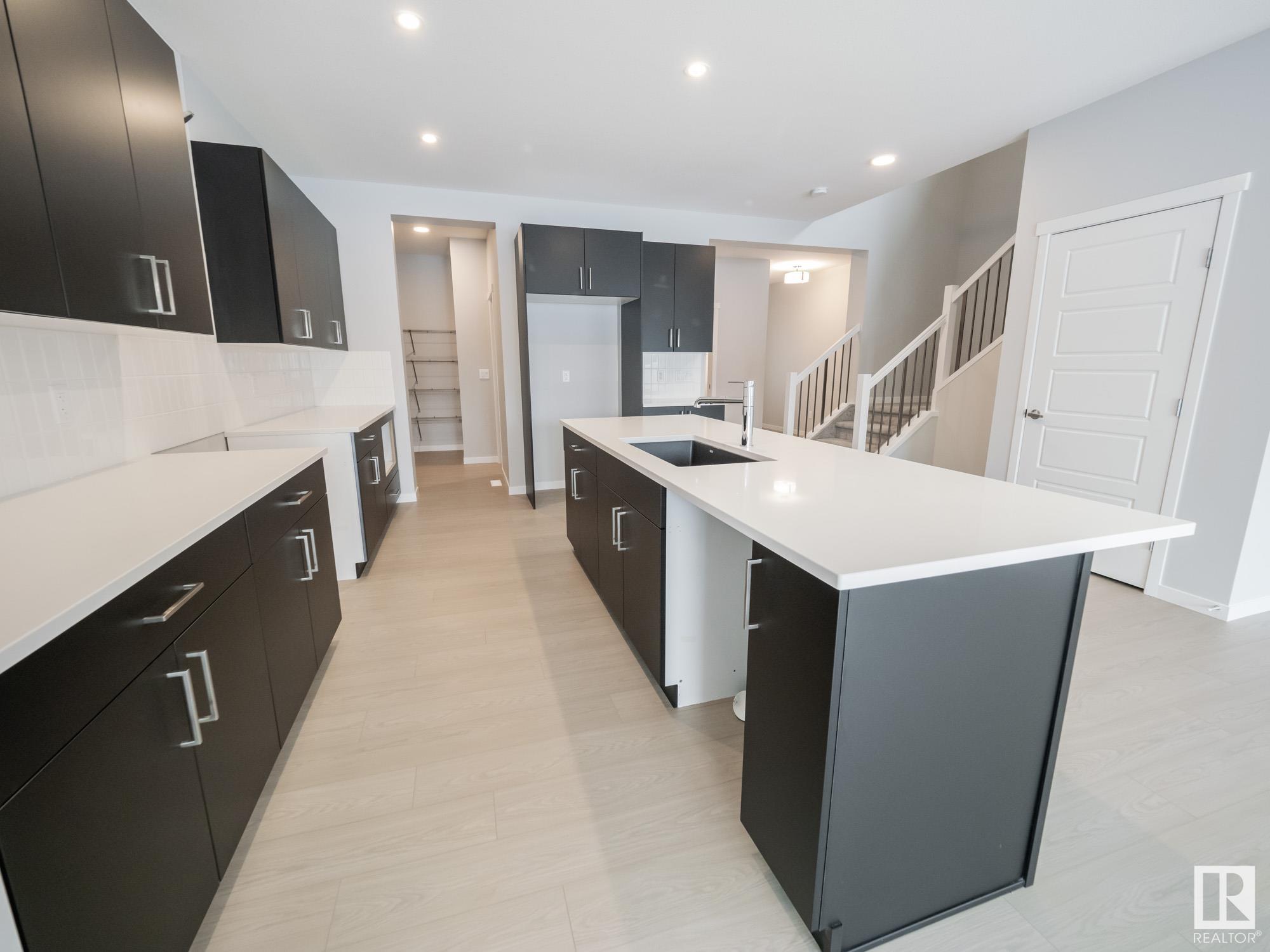      5119 KINNEY WY SW , Edmonton,  ,T6W 1A9 ;  Listing Number: MLS E4418342