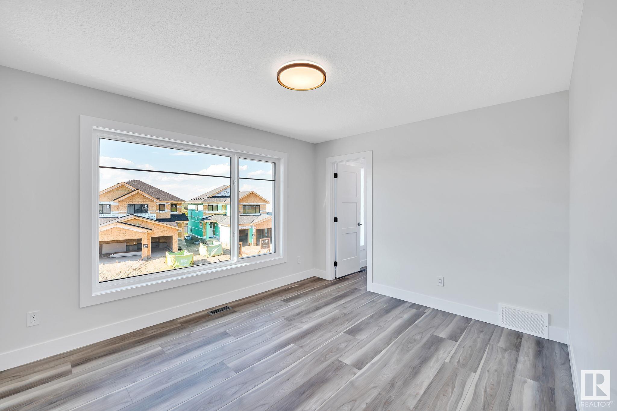      40 Darby CR , Spruce Grove,  ,T7X 0W9 ;  Listing Number: MLS E4418348