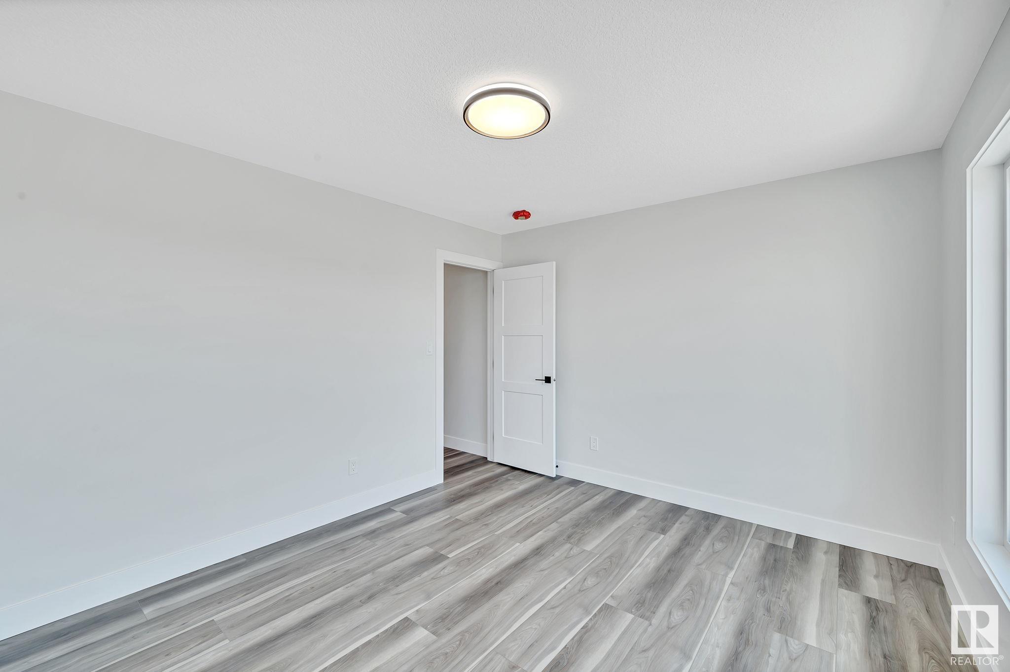      40 Darby CR , Spruce Grove,  ,T7X 0W9 ;  Listing Number: MLS E4418348