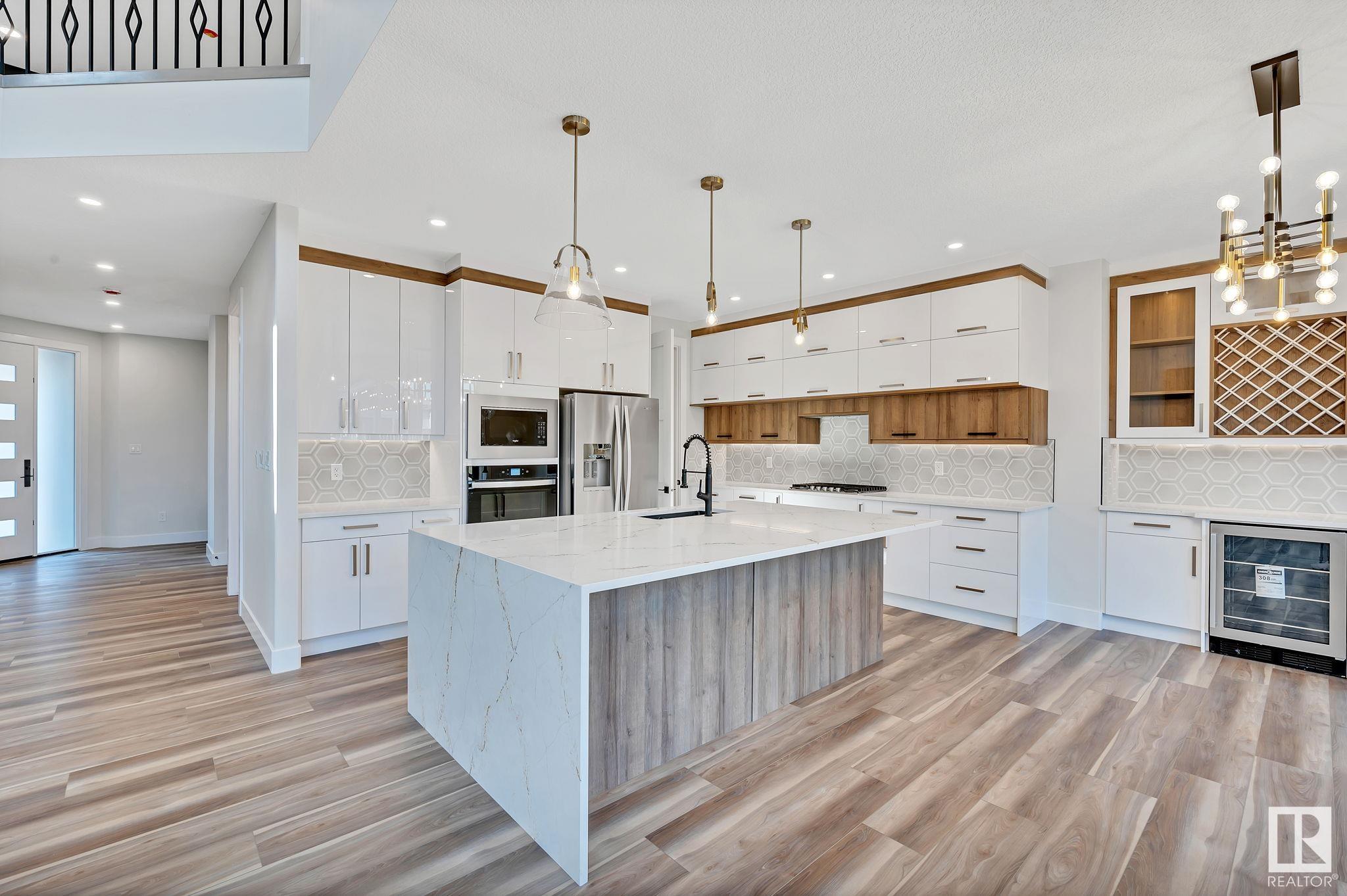      40 Darby CR , Spruce Grove,  ,T7X 0W9 ;  Listing Number: MLS E4418348
